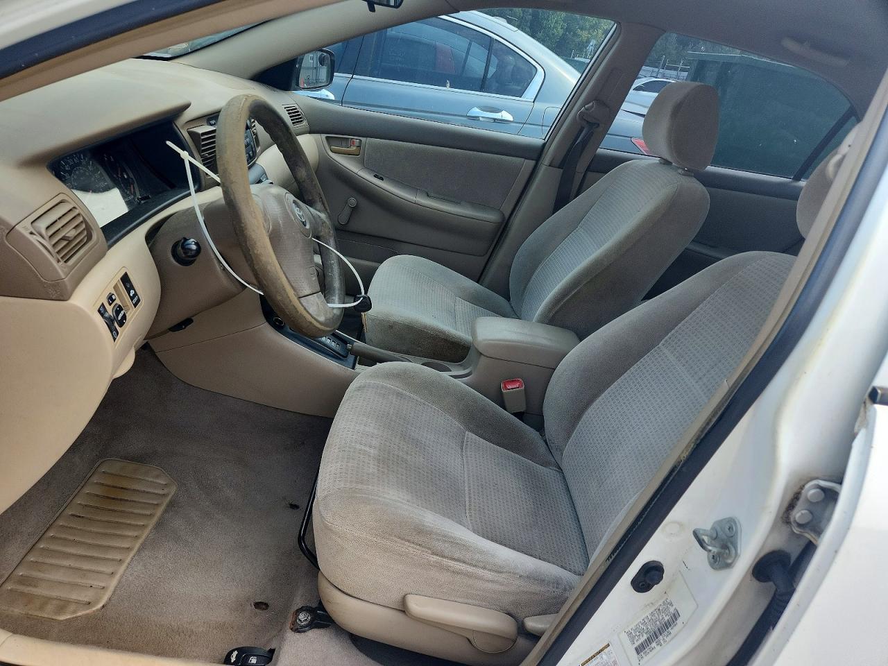2005 Toyota Corolla Ce White vin: JTDBR32E052053043