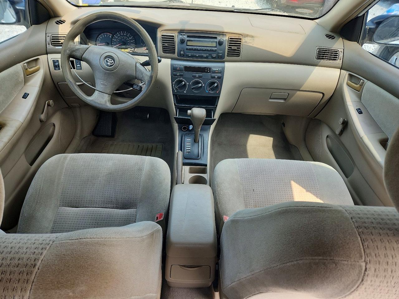 2005 Toyota Corolla Ce White vin: JTDBR32E052053043