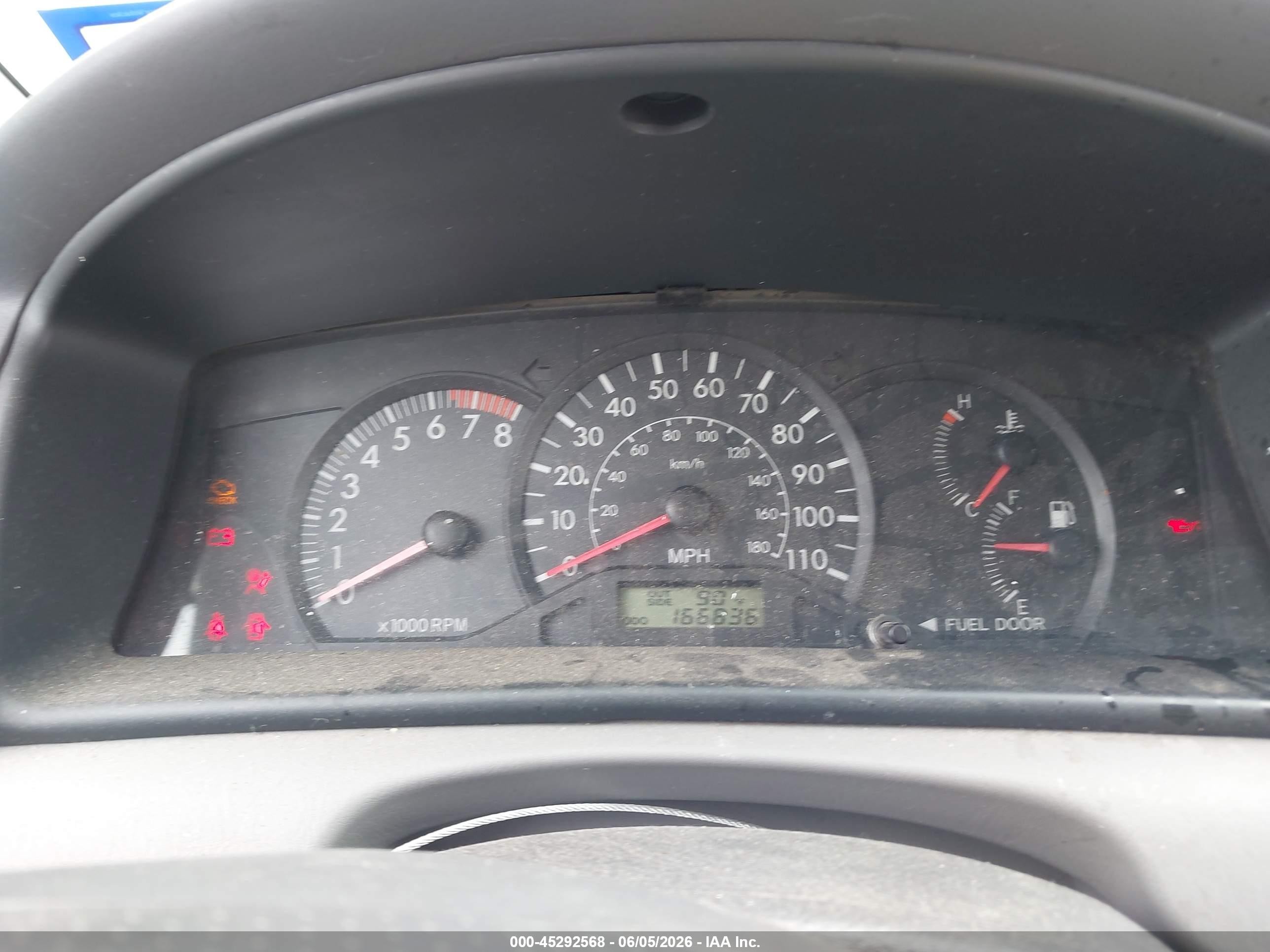 2006 Toyota Corolla Ce Silver vin: JTDBR32E060070583