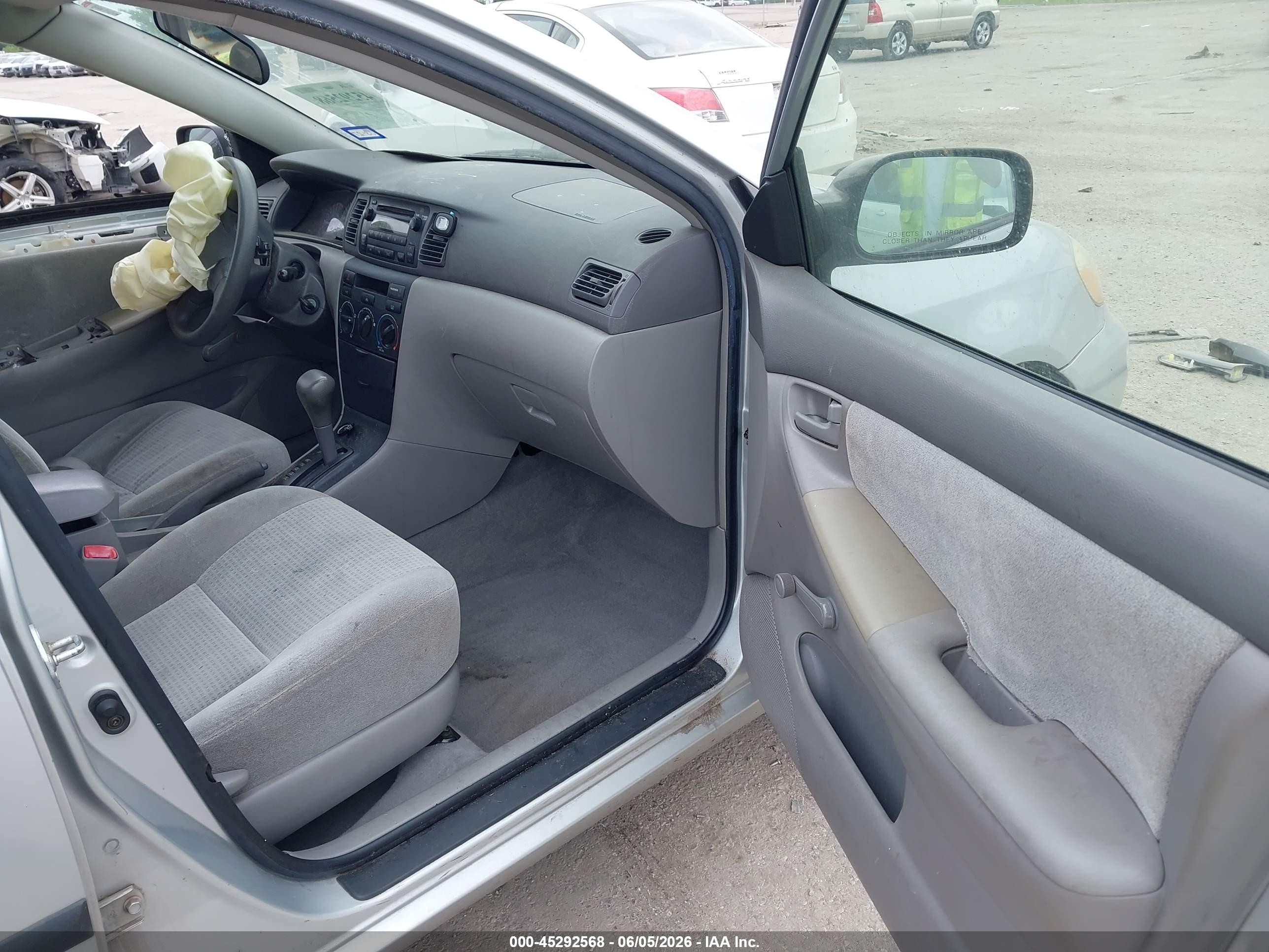 2006 Toyota Corolla Ce Silver vin: JTDBR32E060070583