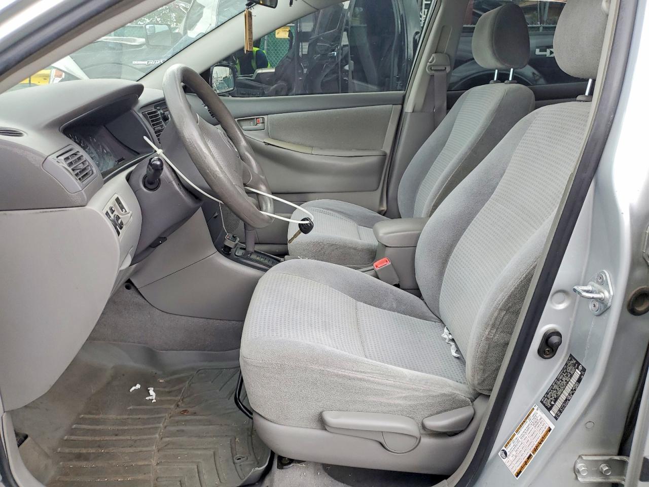 2006 Toyota Corolla Ce Silver vin: JTDBR32E060071958