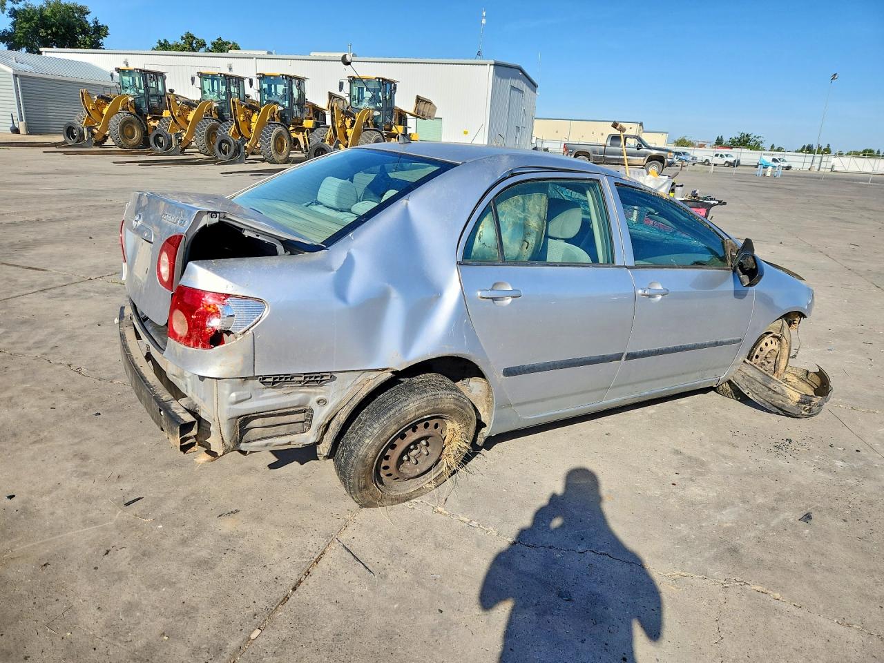 2006 Toyota Corolla Ce Silver vin: JTDBR32E060096911