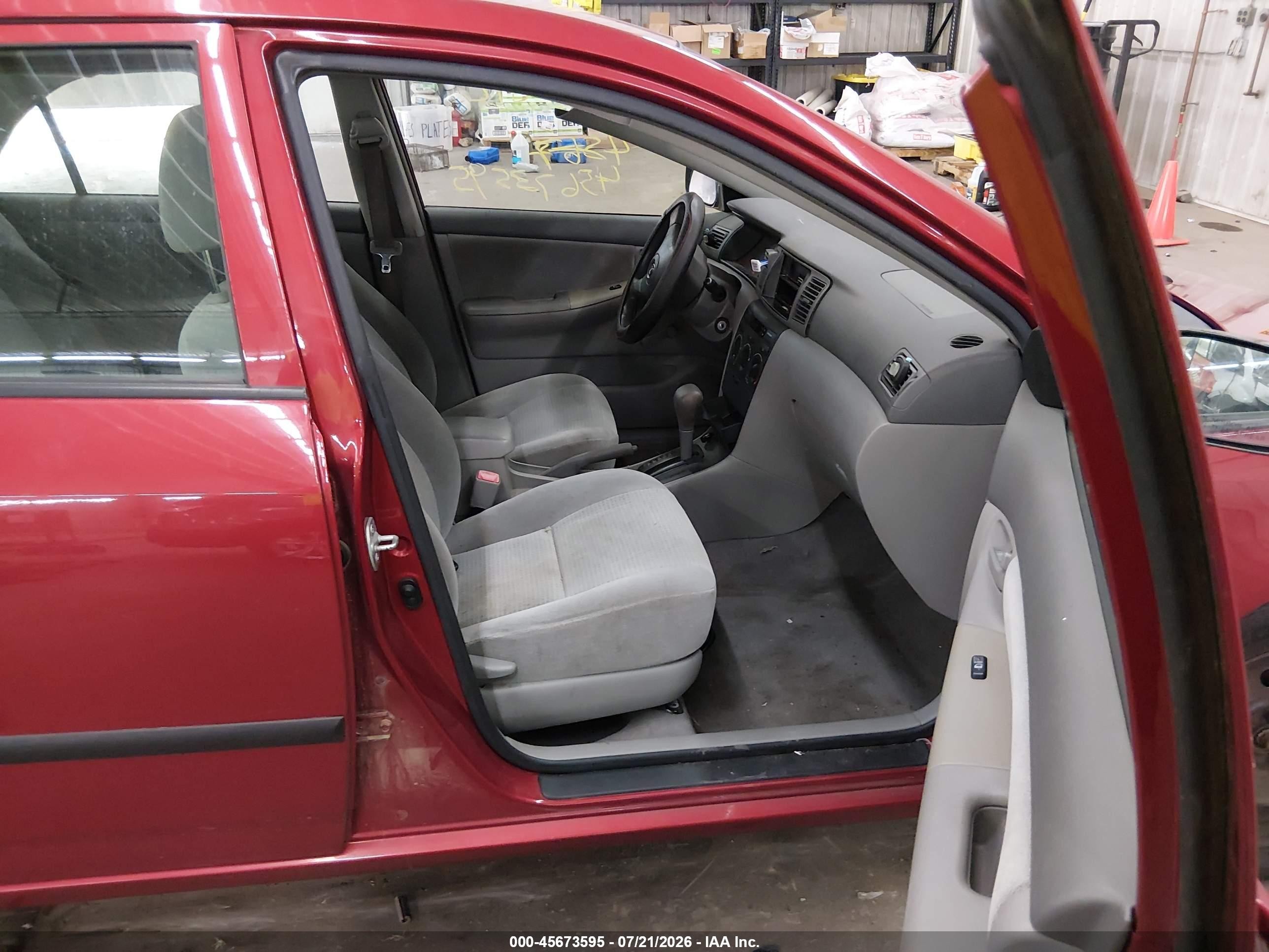 2007 Toyota Corolla Ce Red vin: JTDBR32E070120240