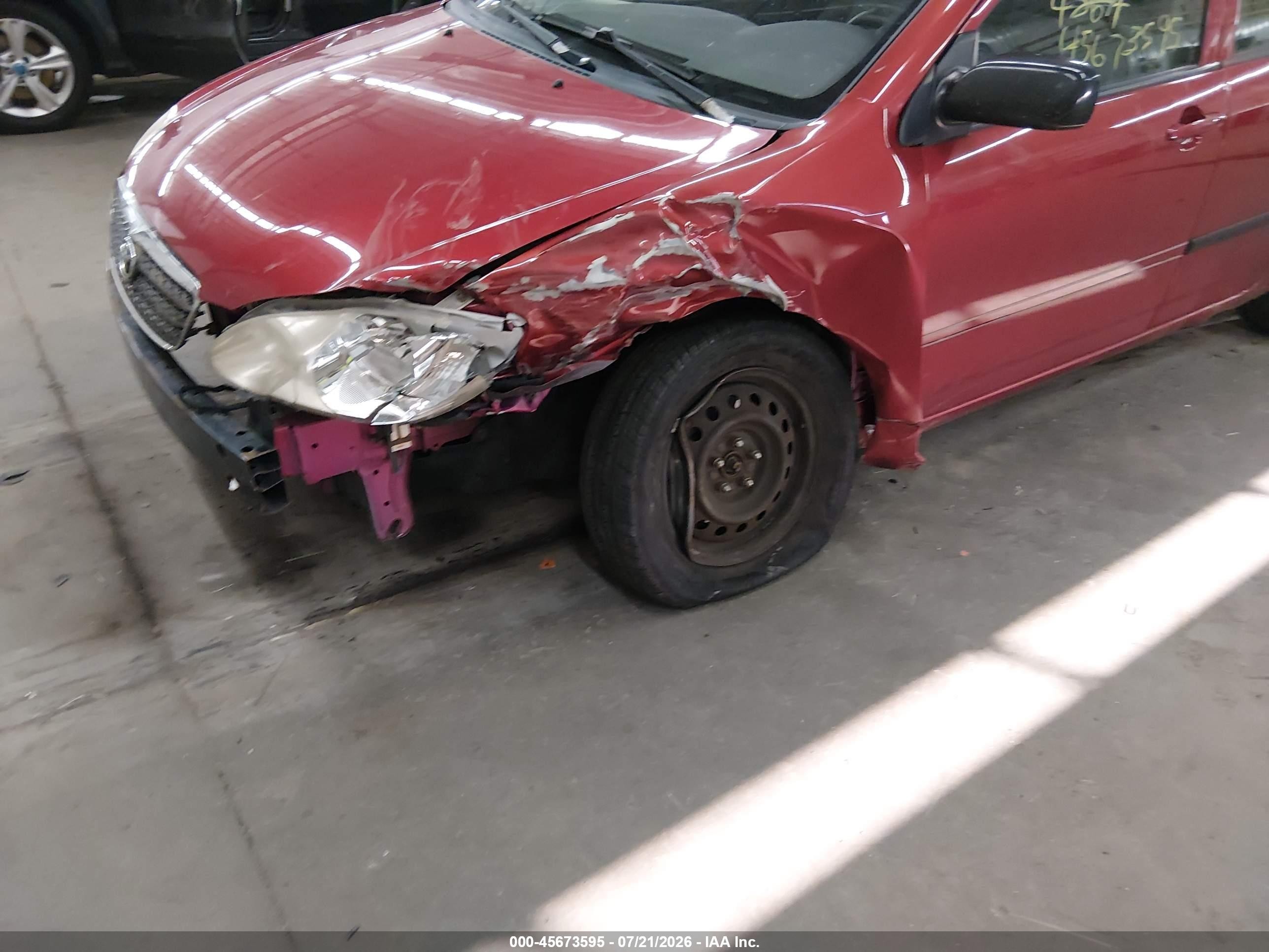 2007 Toyota Corolla Ce Red vin: JTDBR32E070120240