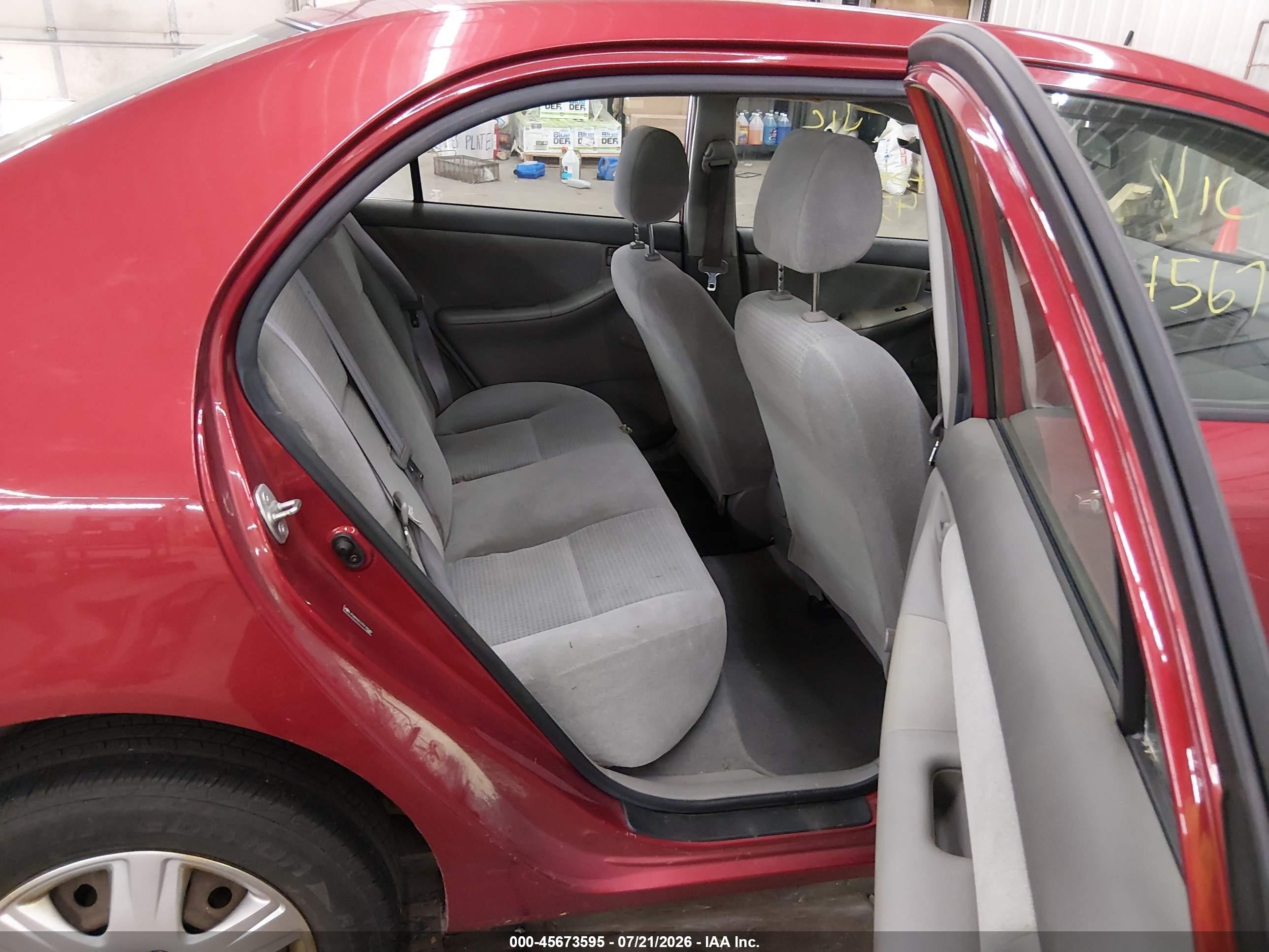 2007 Toyota Corolla Ce Red vin: JTDBR32E070120240