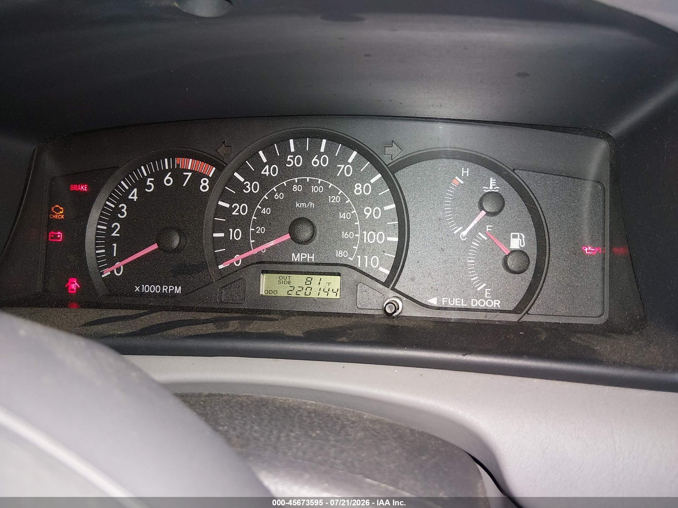 2007 Toyota Corolla Ce Red vin: JTDBR32E070120240
