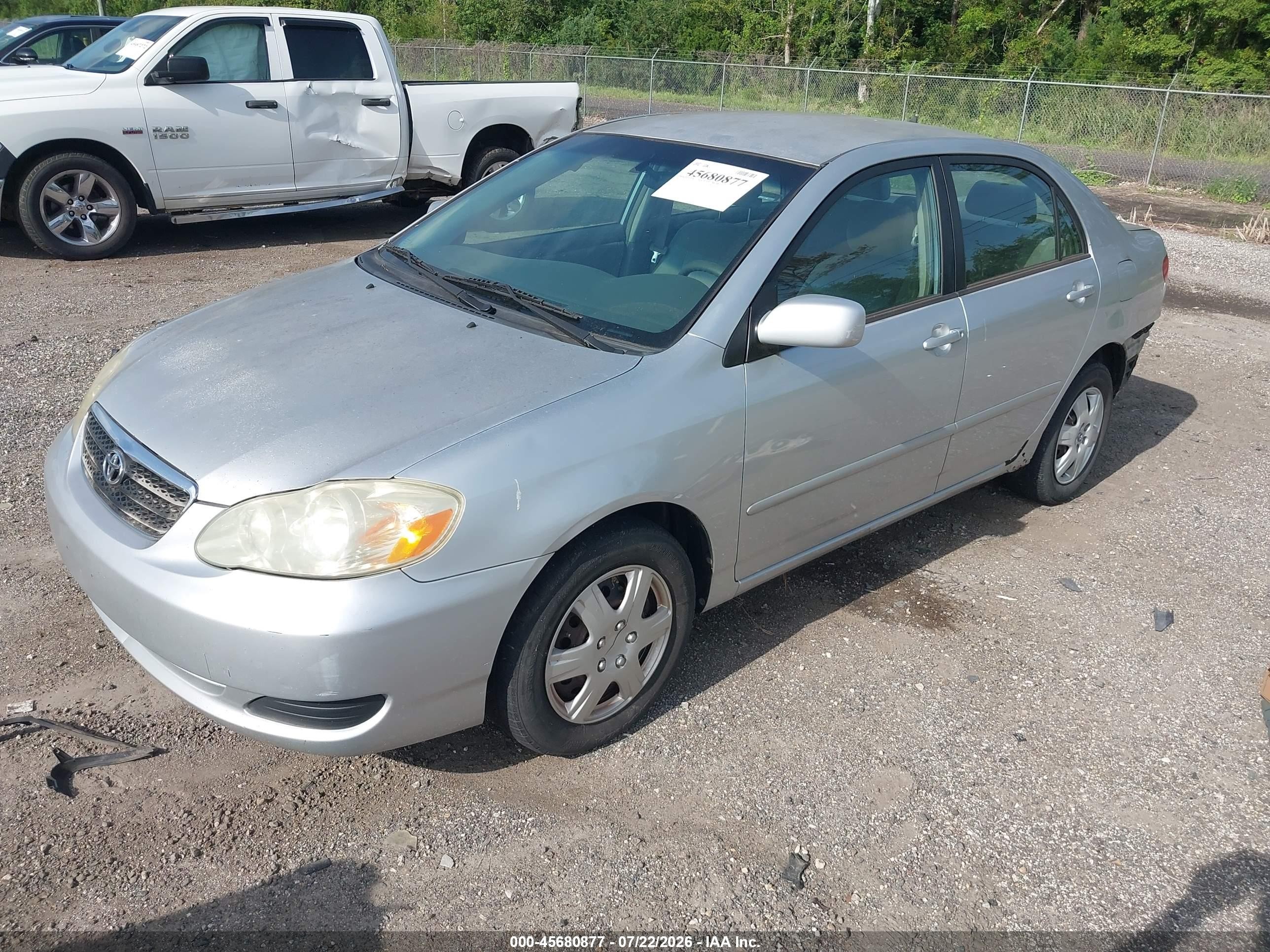 2007 Toyota Corolla Le Silver vin: JTDBR32E070135871