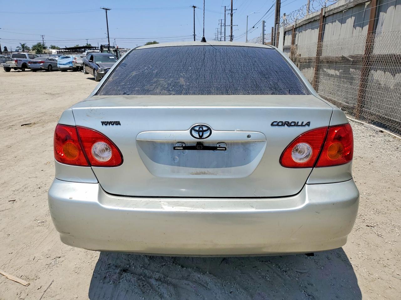 2003 Toyota Corolla Le Silver vin: JTDBR32E130034574