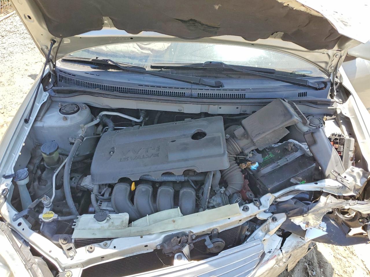 2003 Toyota Corolla Le Silver vin: JTDBR32E130034574
