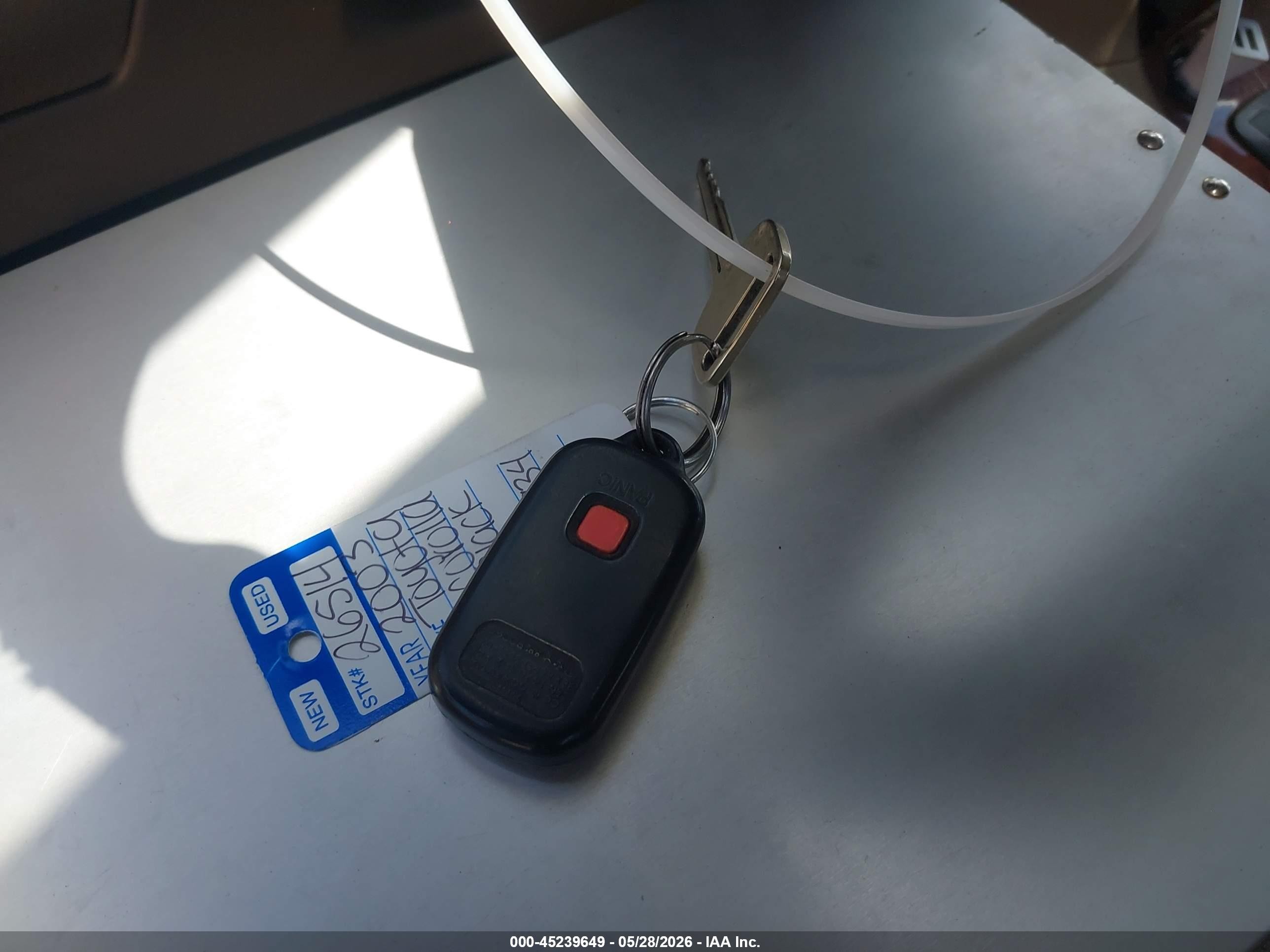 2003 Toyota Corolla Le Черный vin: JTDBR32E132008934