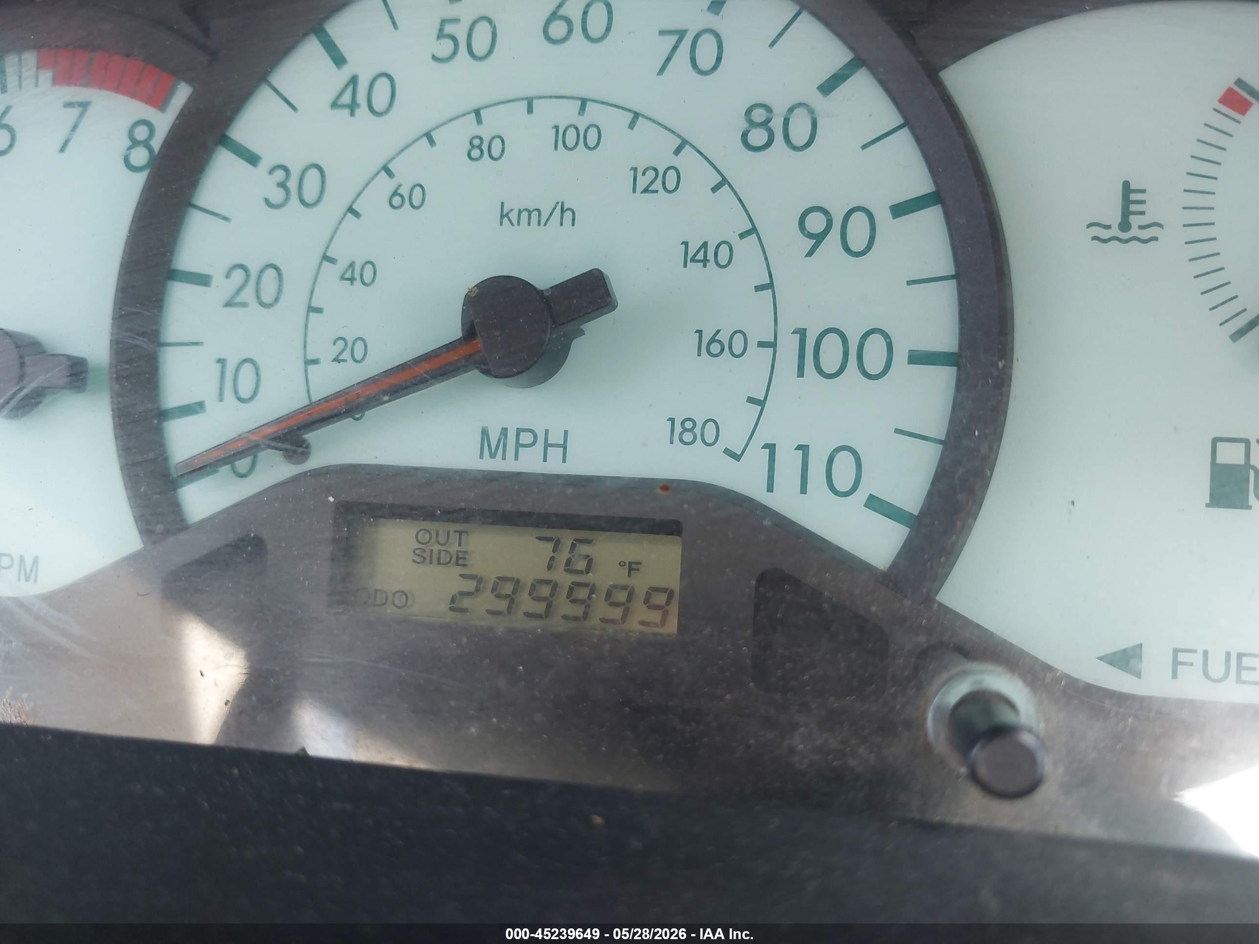 2003 Toyota Corolla Le Черный vin: JTDBR32E132008934
