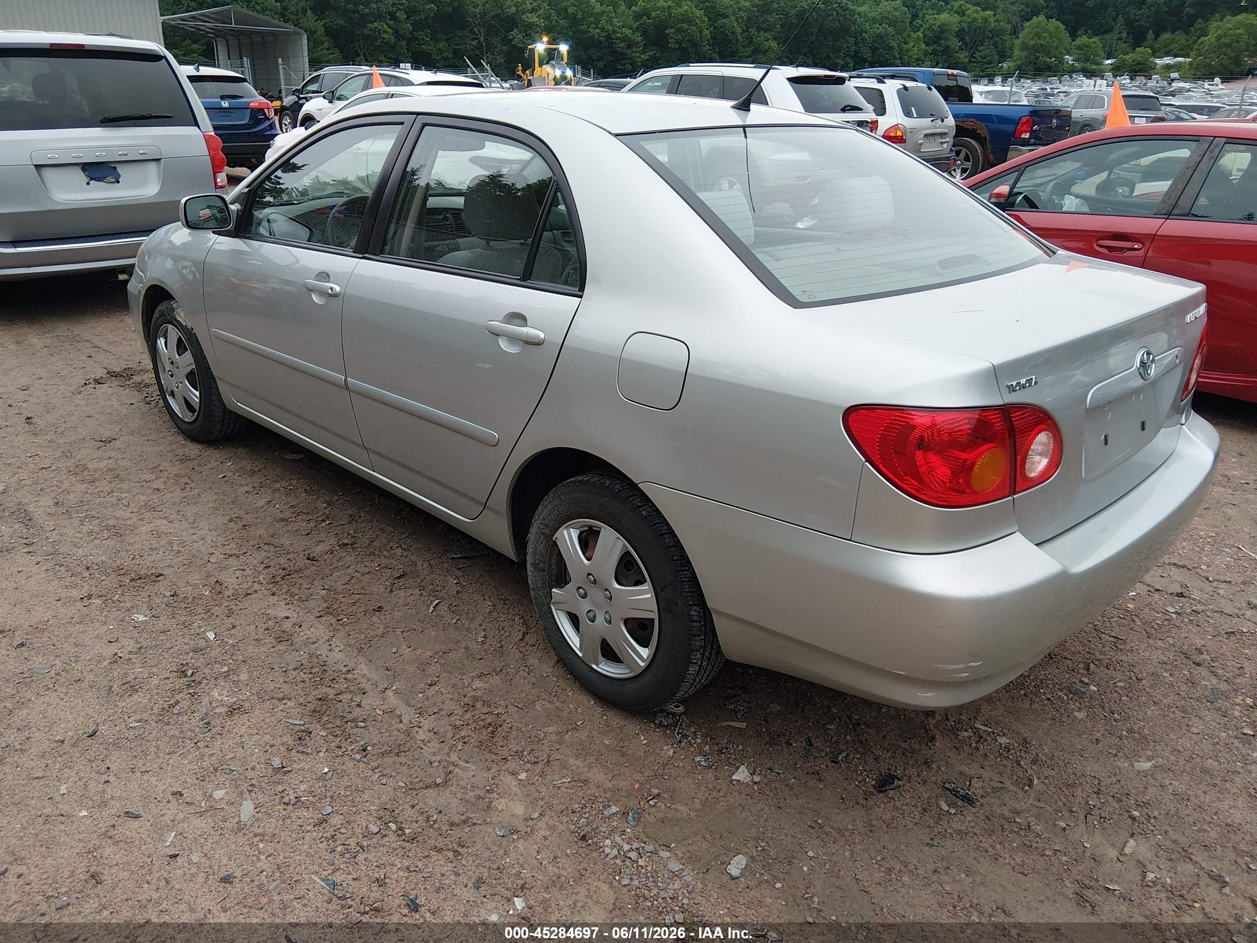 2003 Toyota Corolla Le Silver vin: JTDBR32E132016032