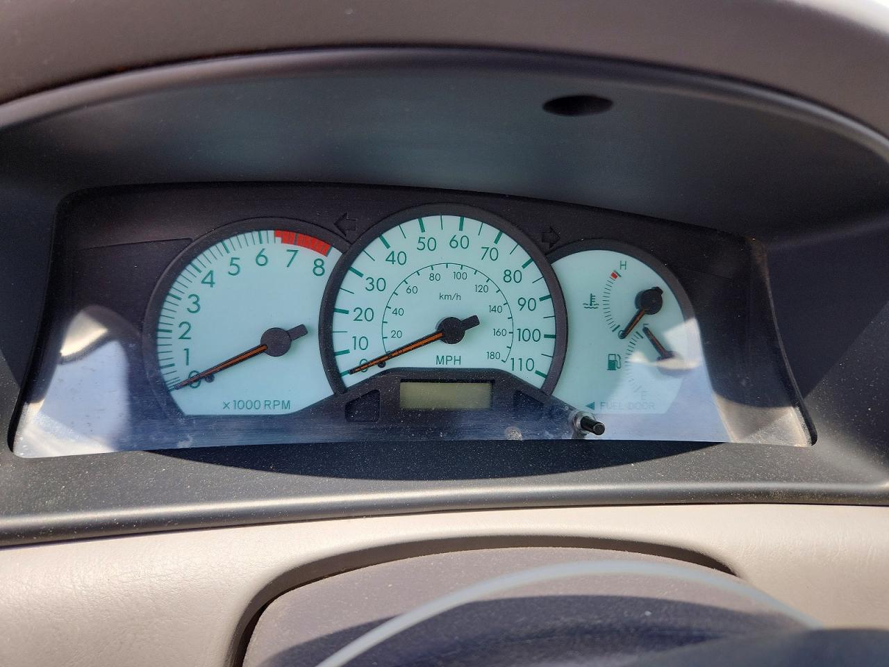2004 Toyota Corolla Le Silver vin: JTDBR32E142021359