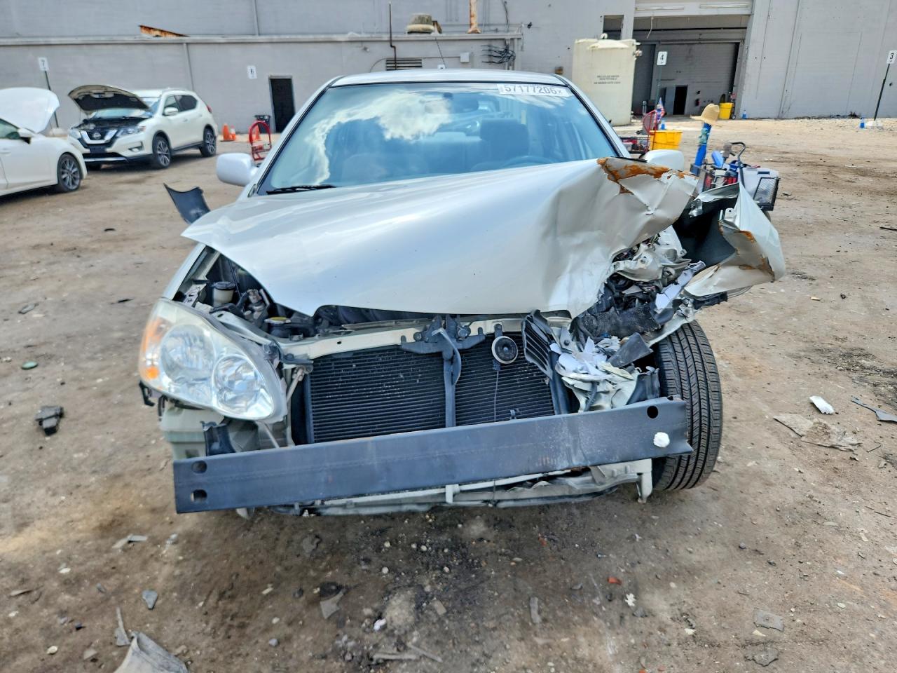2004 Toyota Corolla Le Silver vin: JTDBR32E142021359