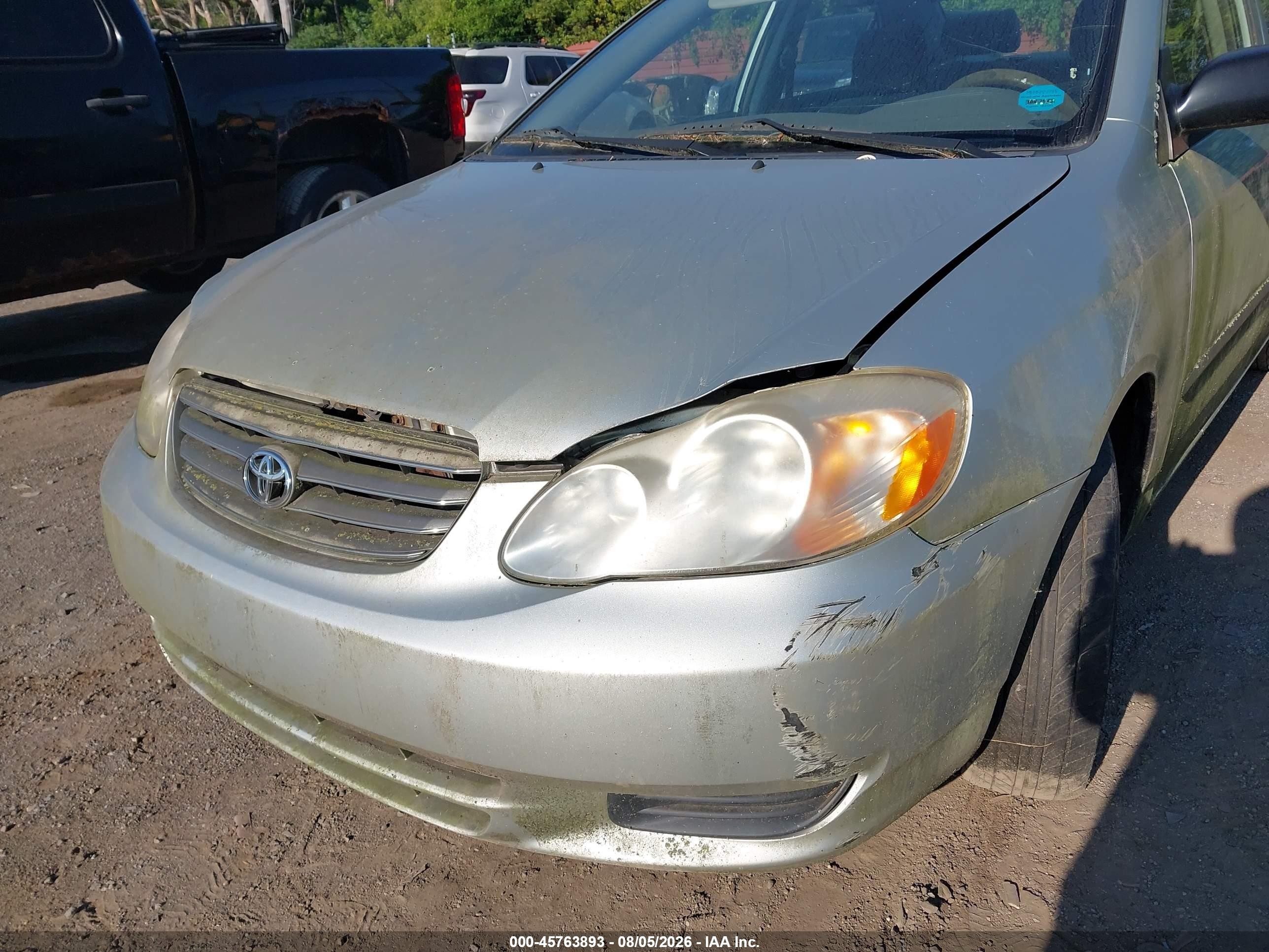 2004 Toyota Corolla Ce Silver vin: JTDBR32E142033477