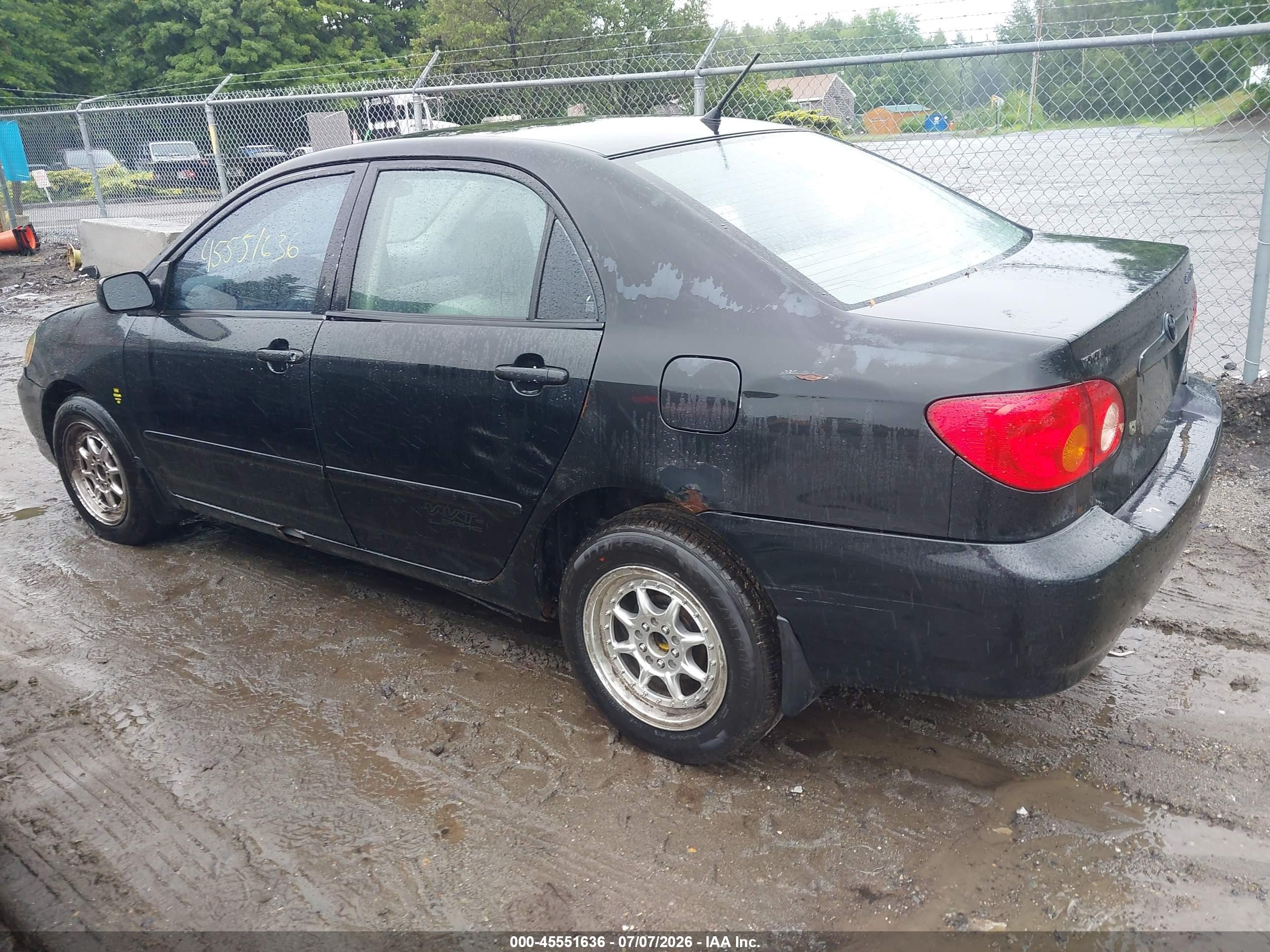 2004 Toyota Corolla Le Black vin: JTDBR32E142043409