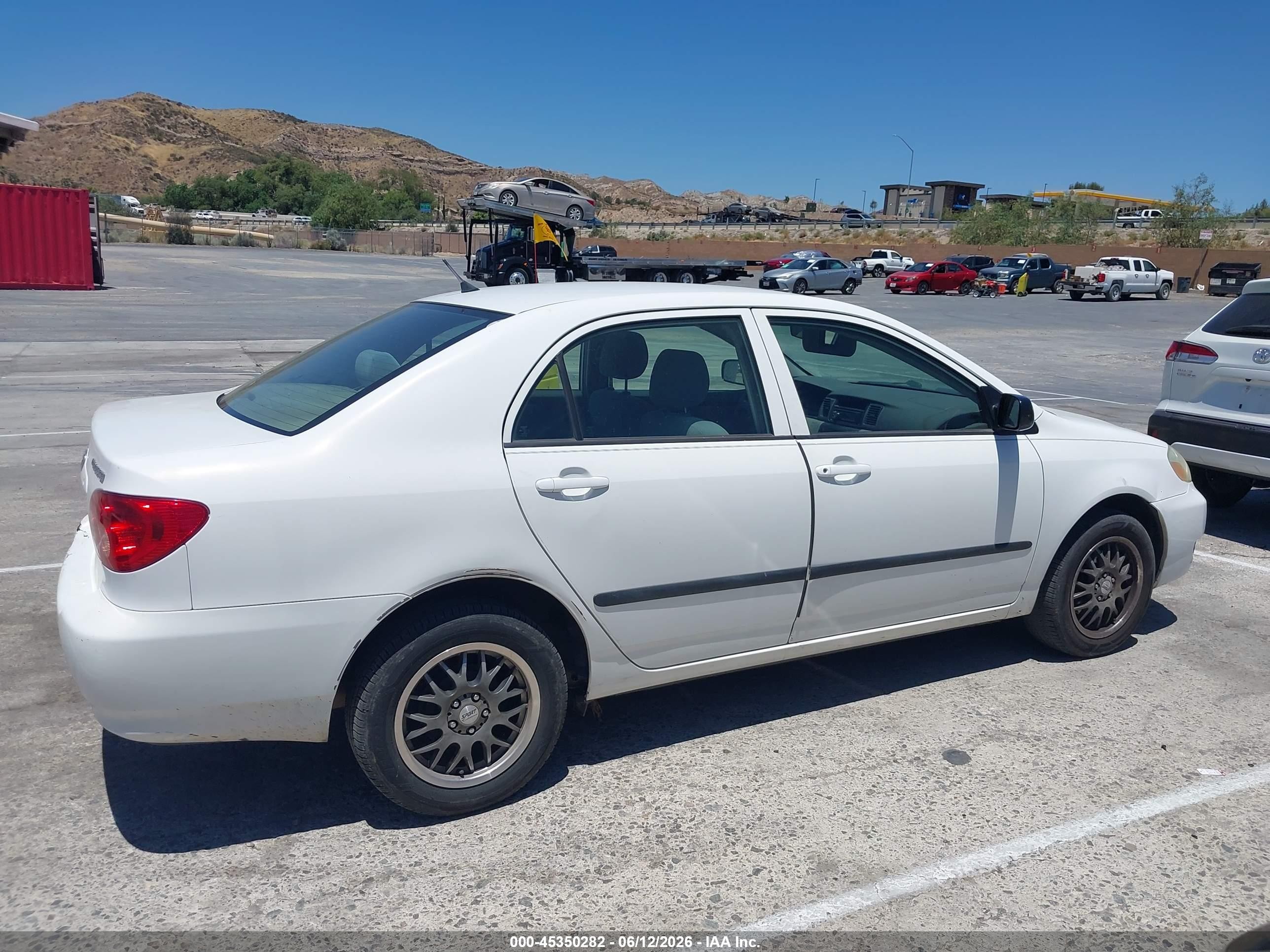 2006 Toyota Corolla Ce White vin: JTDBR32E160063500