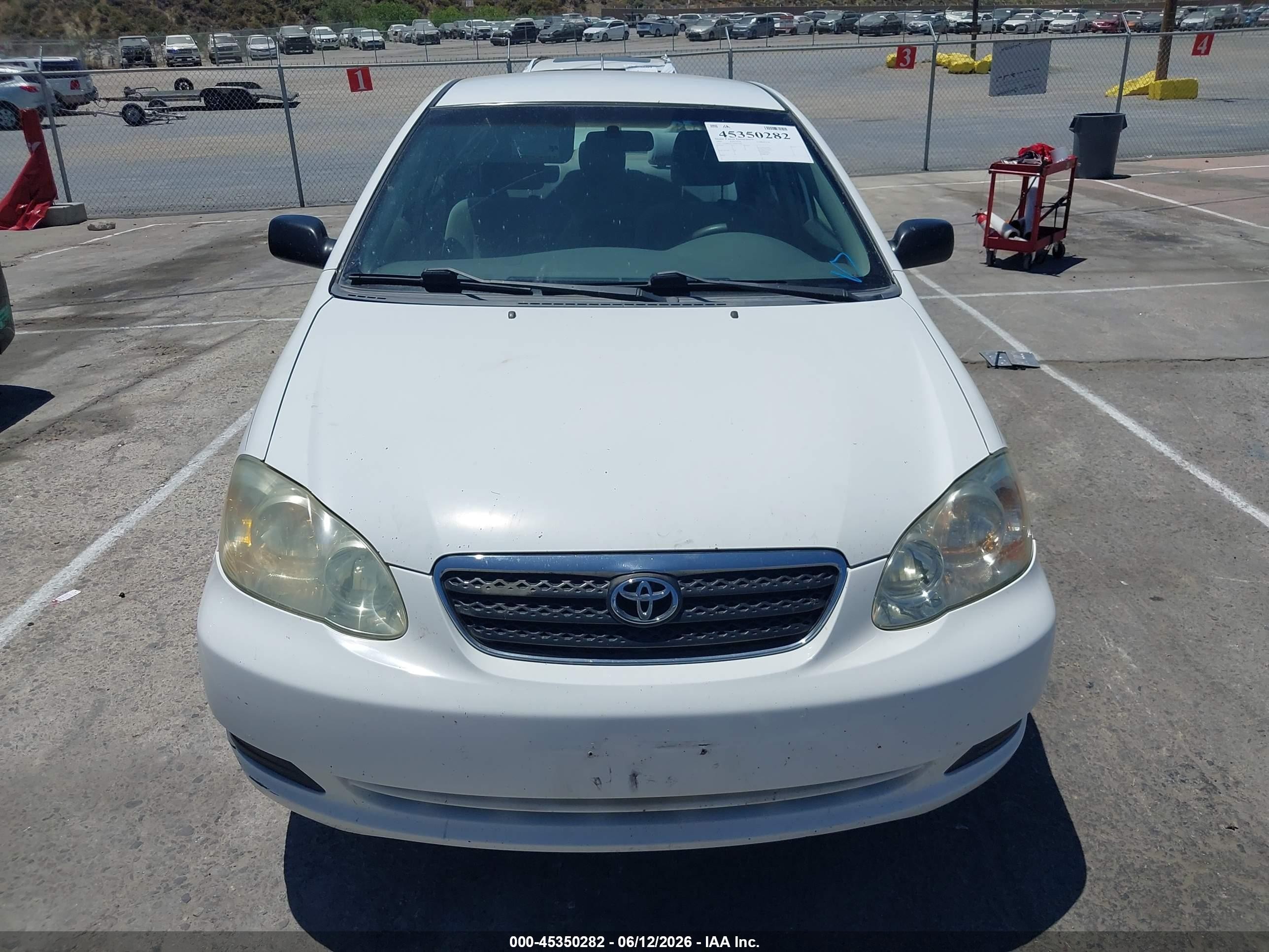 2006 Toyota Corolla Ce White vin: JTDBR32E160063500