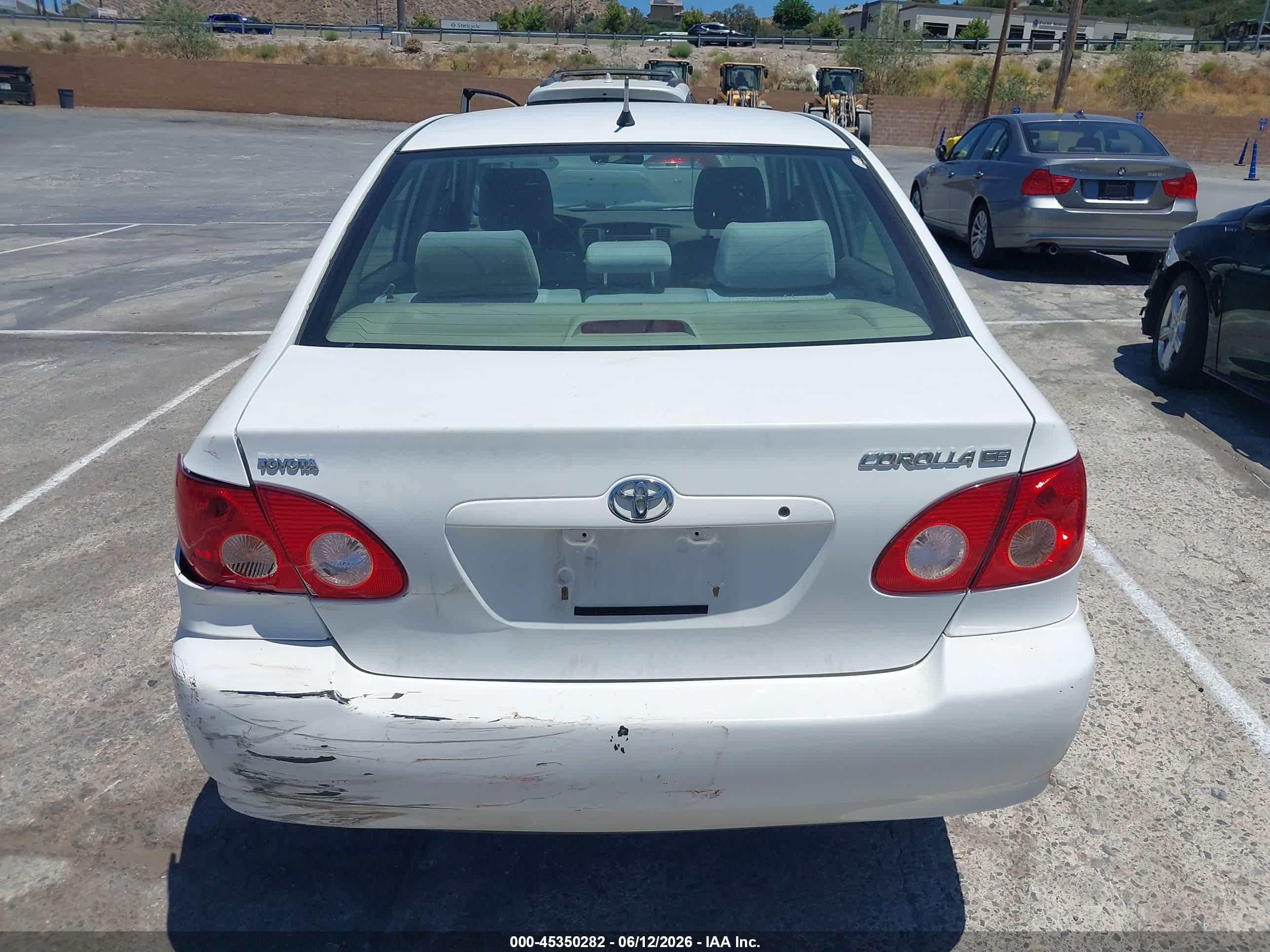 2006 Toyota Corolla Ce White vin: JTDBR32E160063500