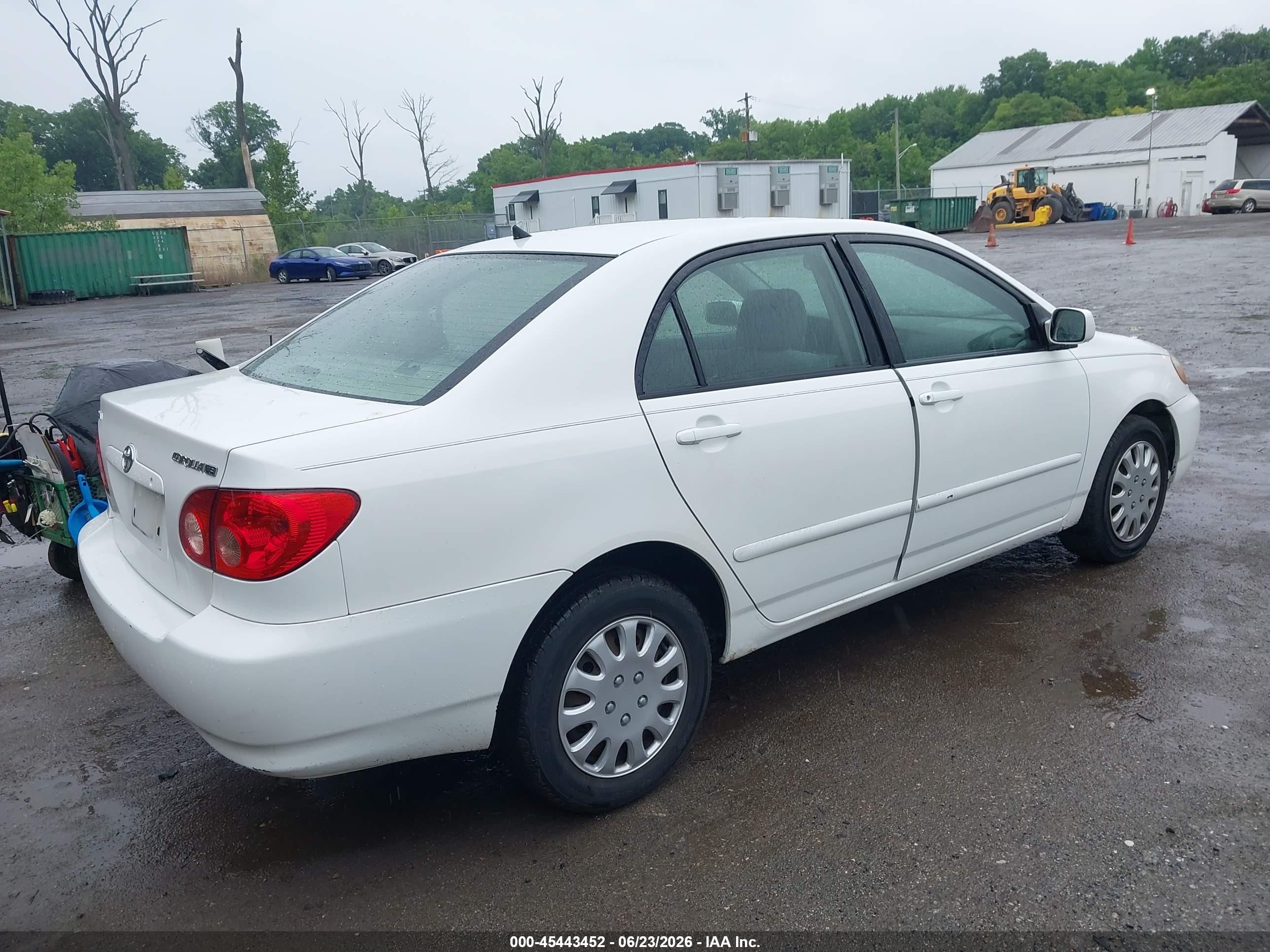 2006 Toyota Corolla Le White vin: JTDBR32E160063710