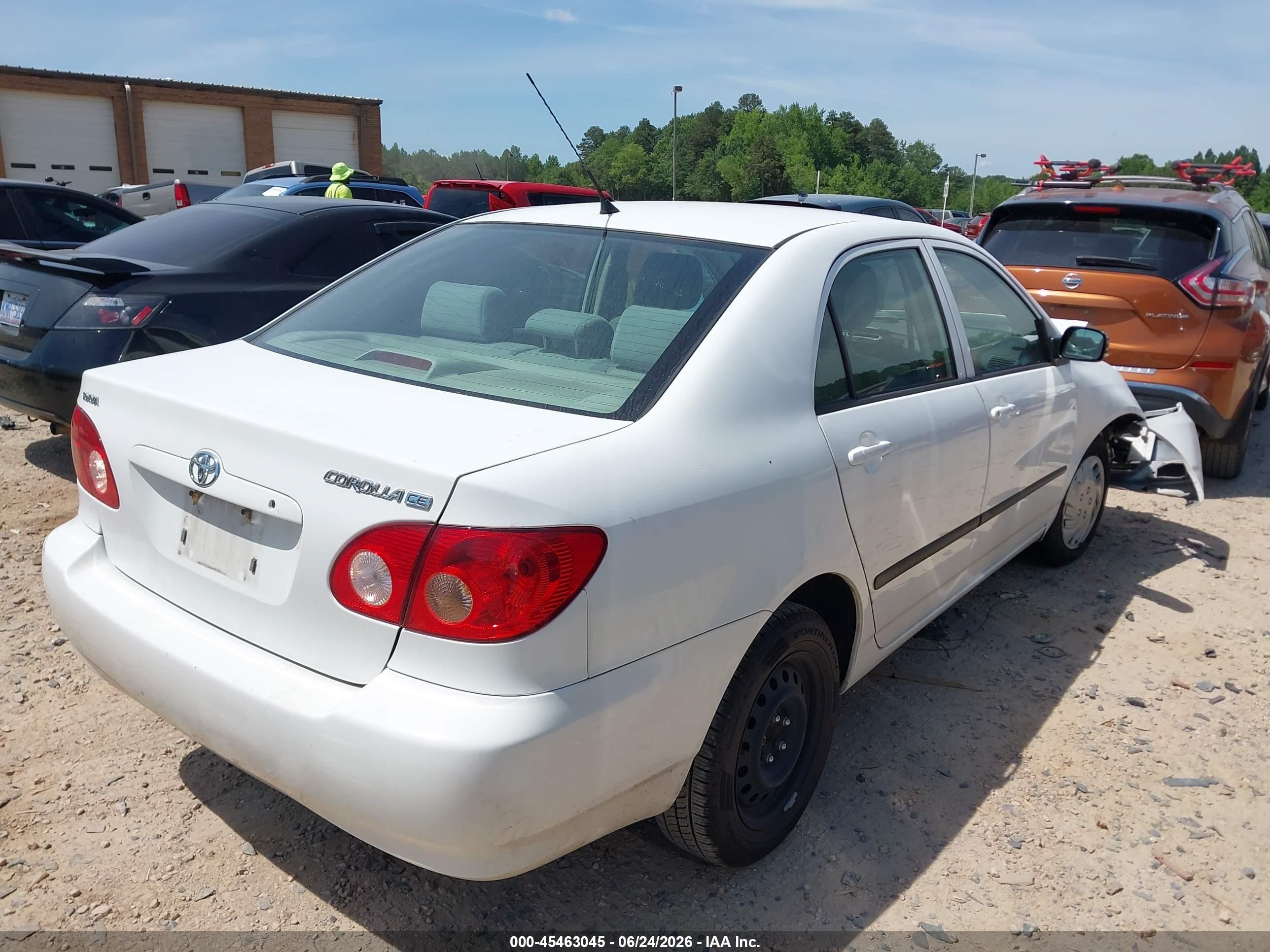 2007 Toyota Corolla Ce White vin: JTDBR32E170112339