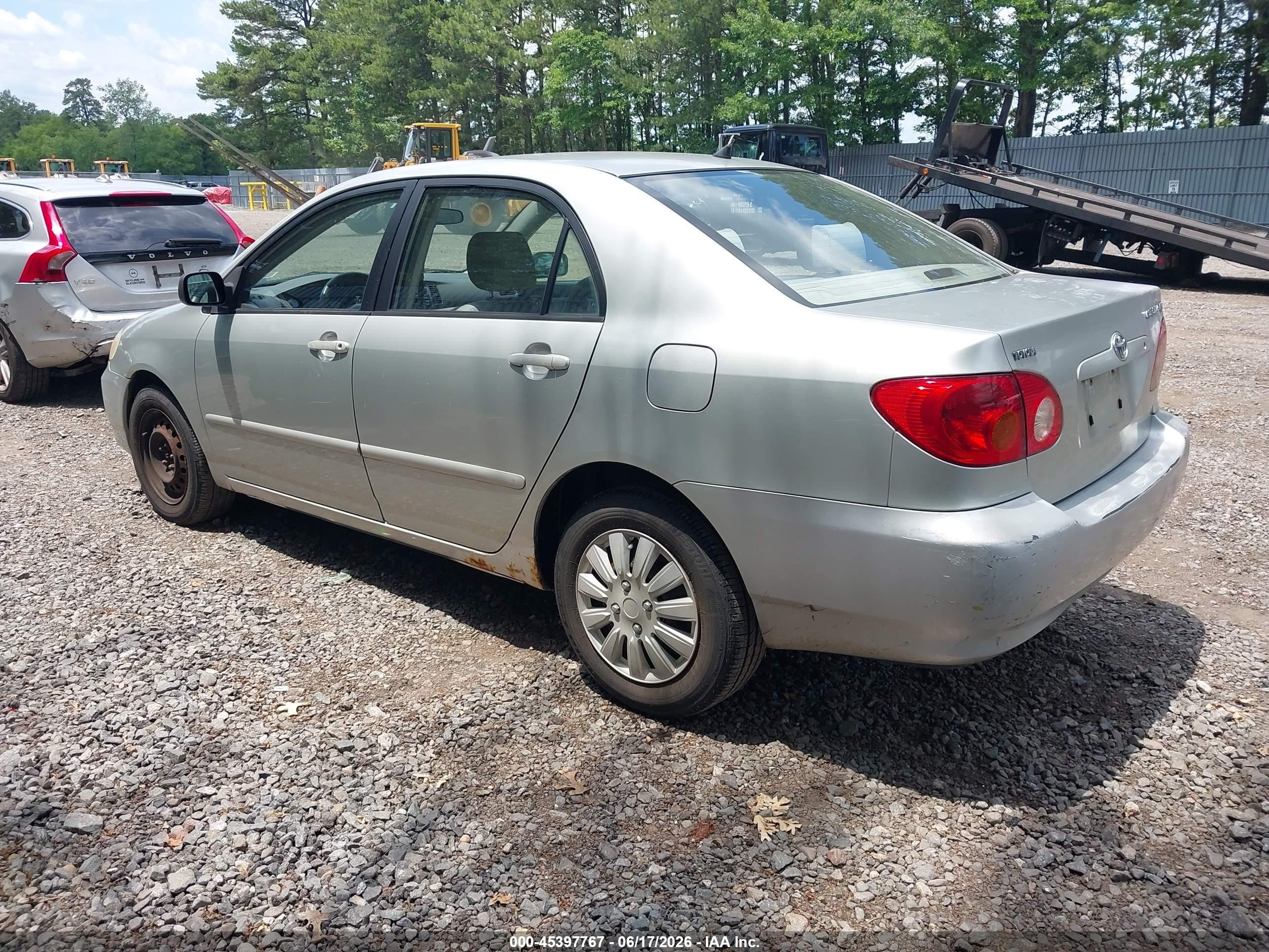 2003 Toyota Corolla Le Silver vin: JTDBR32E230011109