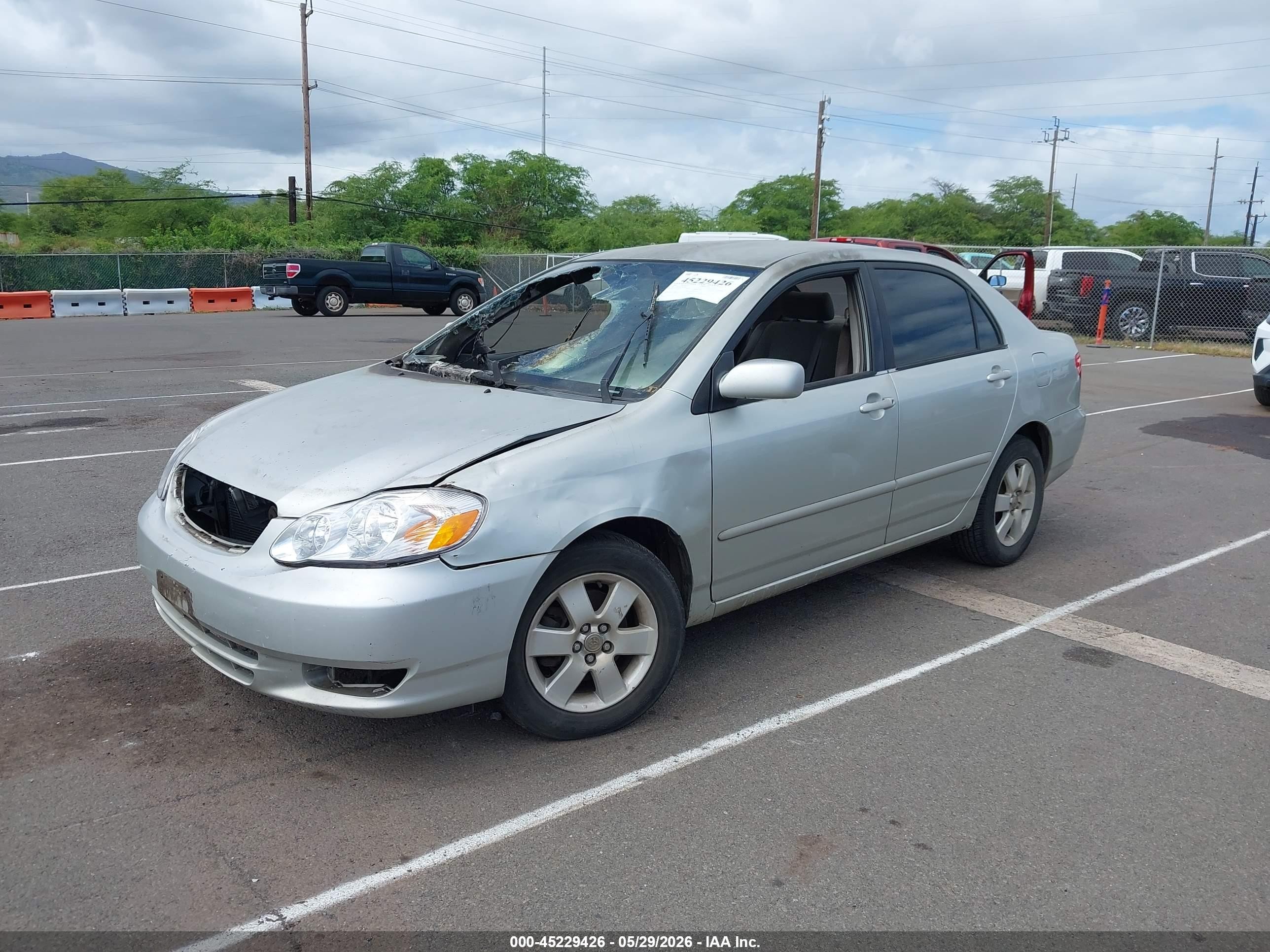 2003 Toyota Corolla Le Gray vin: JTDBR32E230018691
