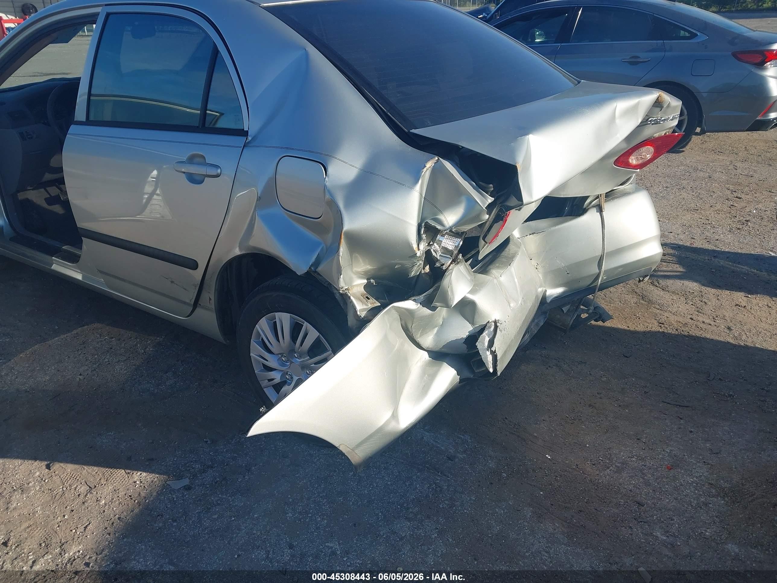 2003 Toyota Corolla Ce Silver vin: JTDBR32E230026113