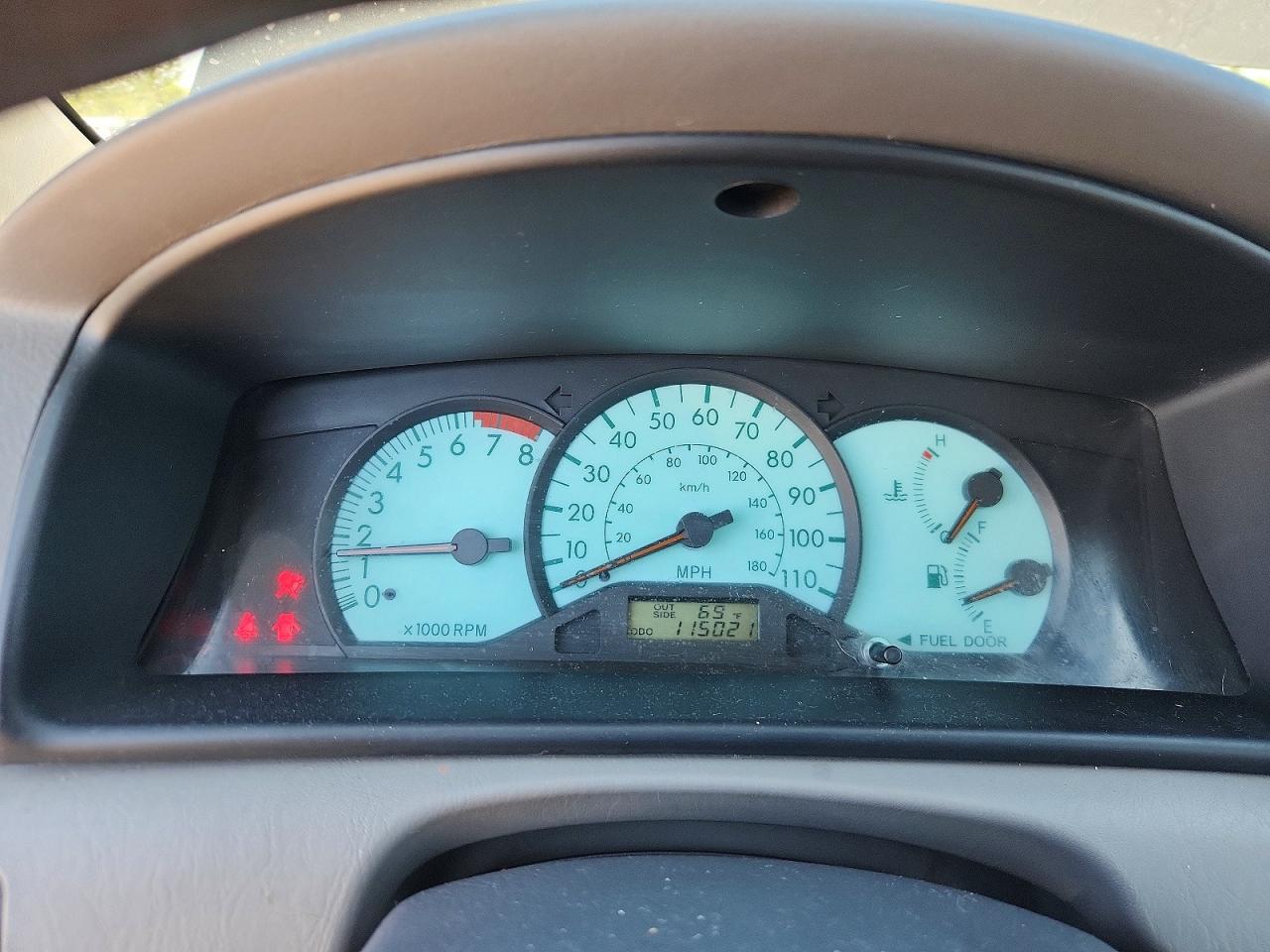 2003 Toyota Corolla Le Черный vin: JTDBR32E230040562