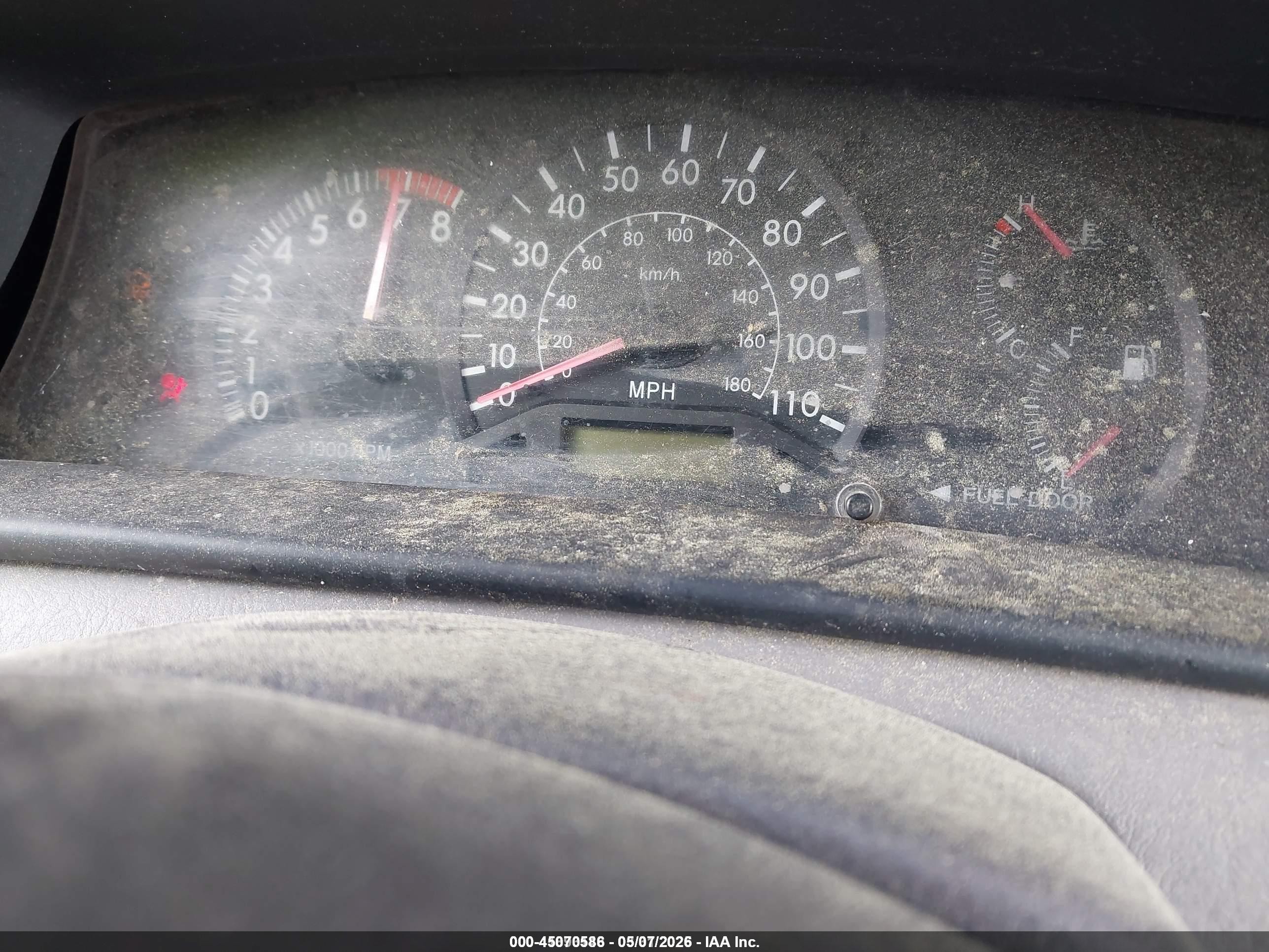 2003 Toyota Corolla Ce White vin: JTDBR32E230041596