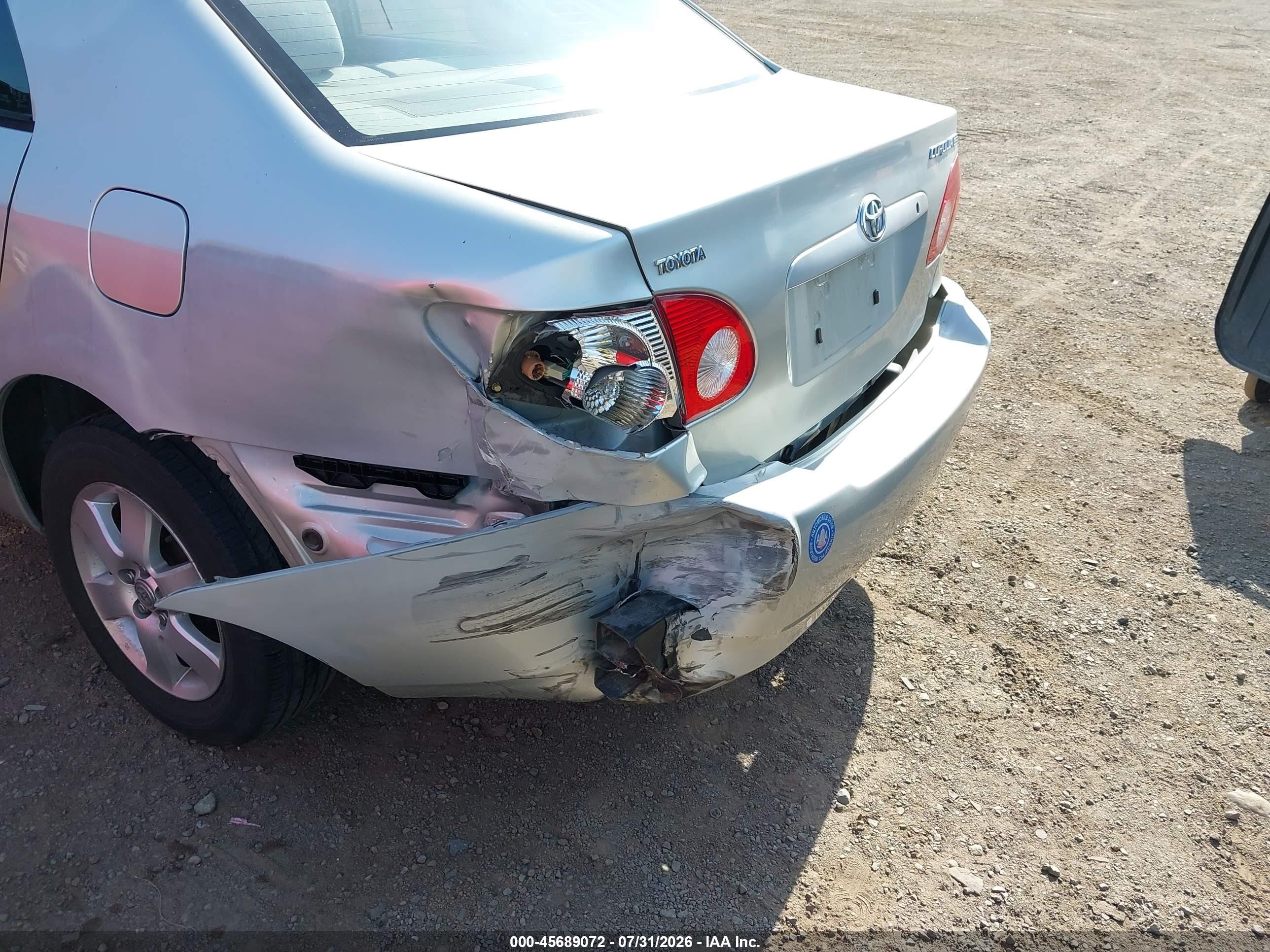 2004 Toyota Corolla Ce Silver vin: JTDBR32E242024738