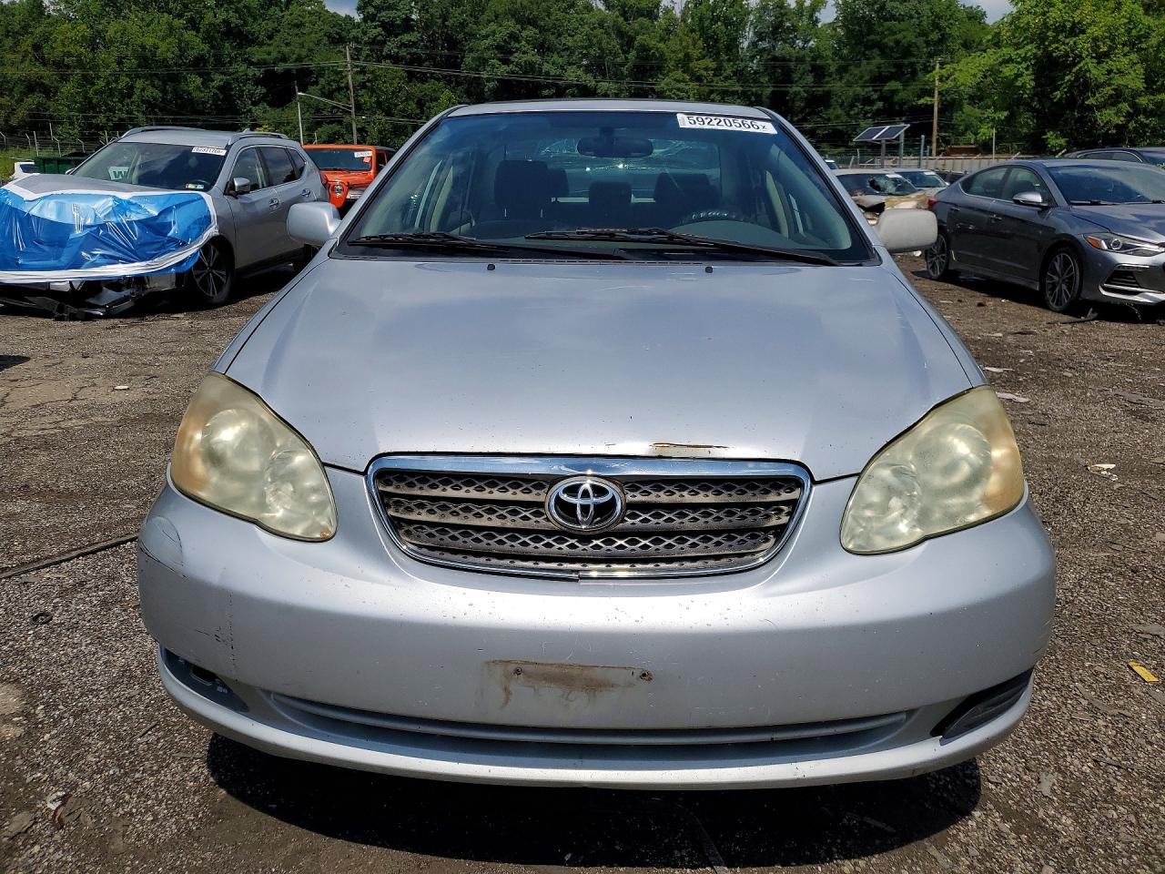 2005 Toyota Corolla Le Silver vin: JTDBR32E252053366
