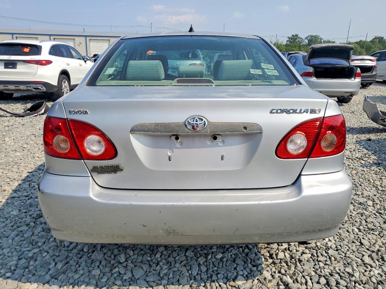 2007 Toyota Corolla Ce Silver vin: JTDBR32E270101320