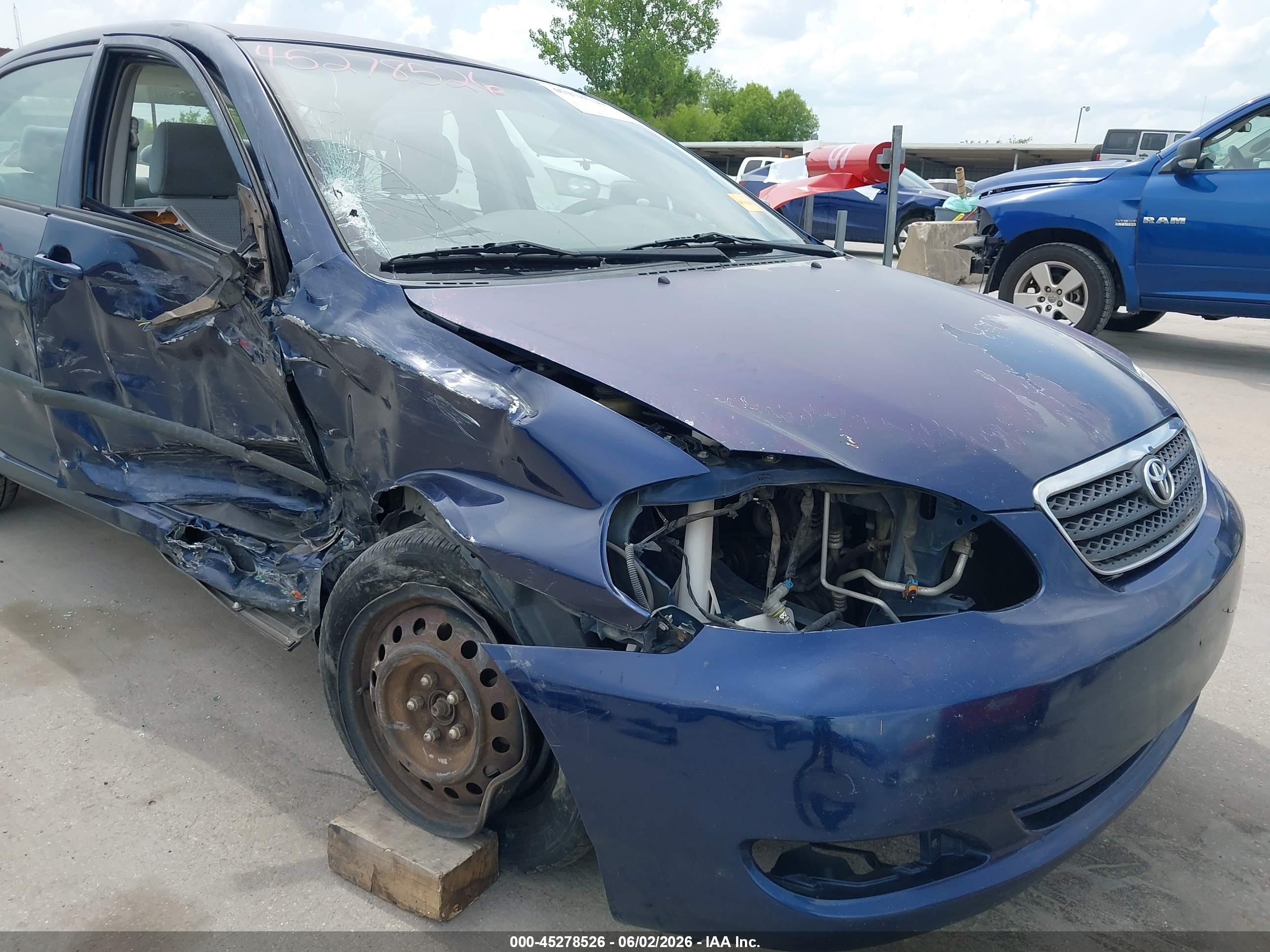 2007 Toyota Corolla Ce Blue vin: JTDBR32E270106761