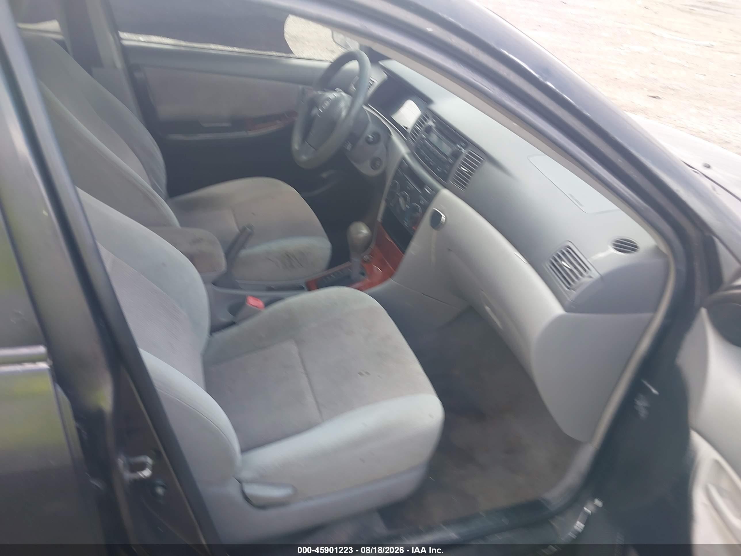 2007 Toyota Corolla Le Gray vin: JTDBR32E270119462