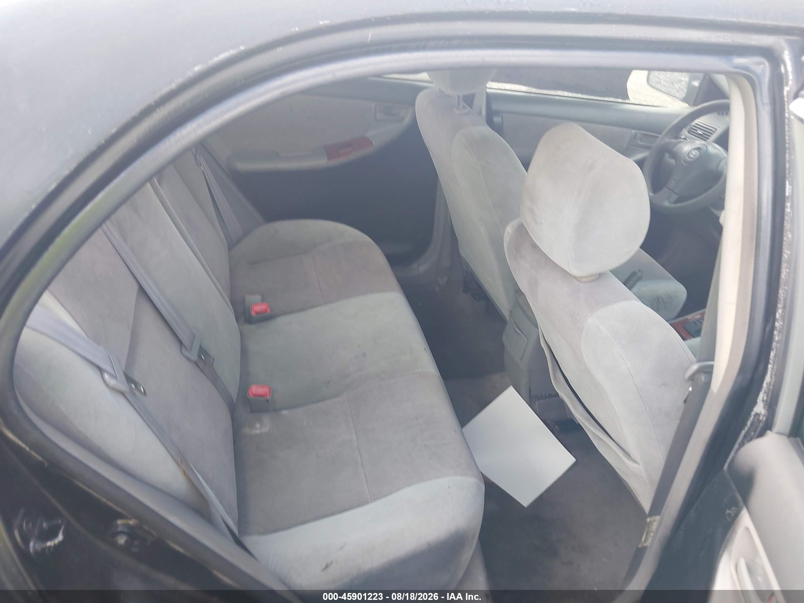 2007 Toyota Corolla Le Gray vin: JTDBR32E270119462
