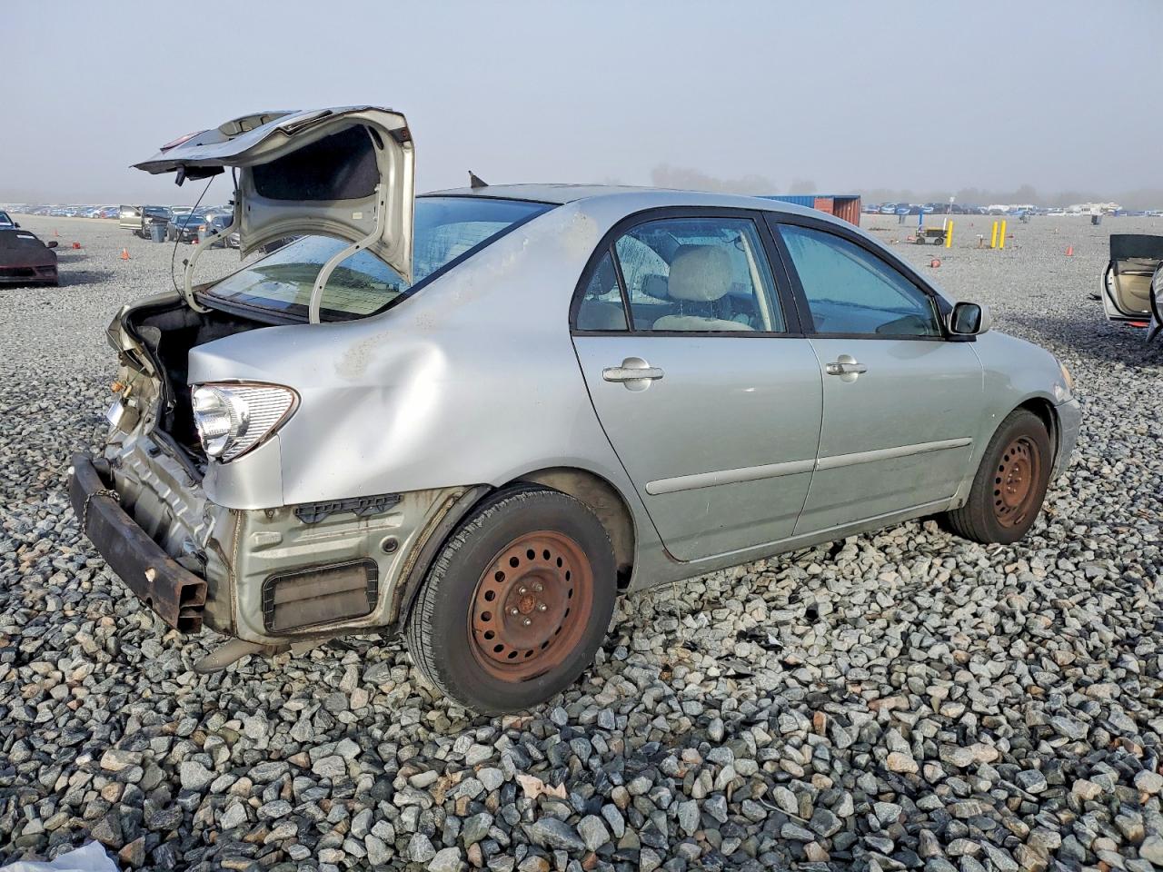 2003 Toyota Corolla Le Silver vin: JTDBR32E330012592