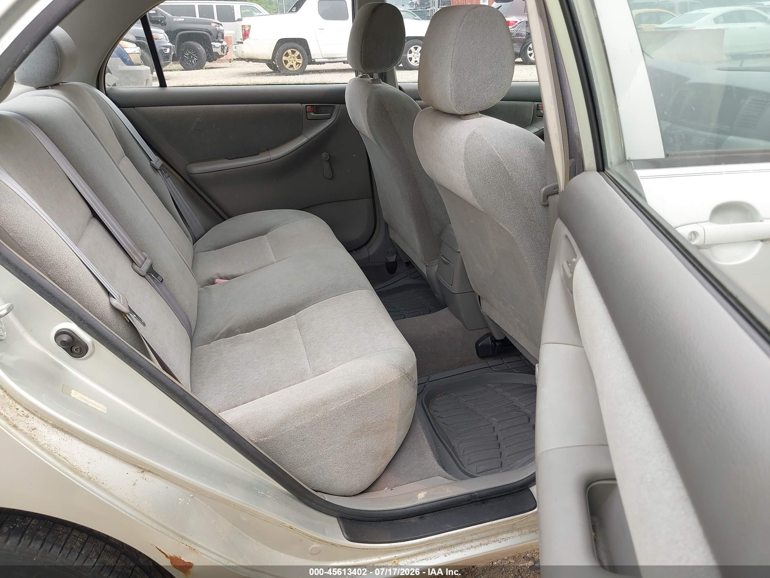 2003 Toyota Corolla Ce Silver vin: JTDBR32E330033734