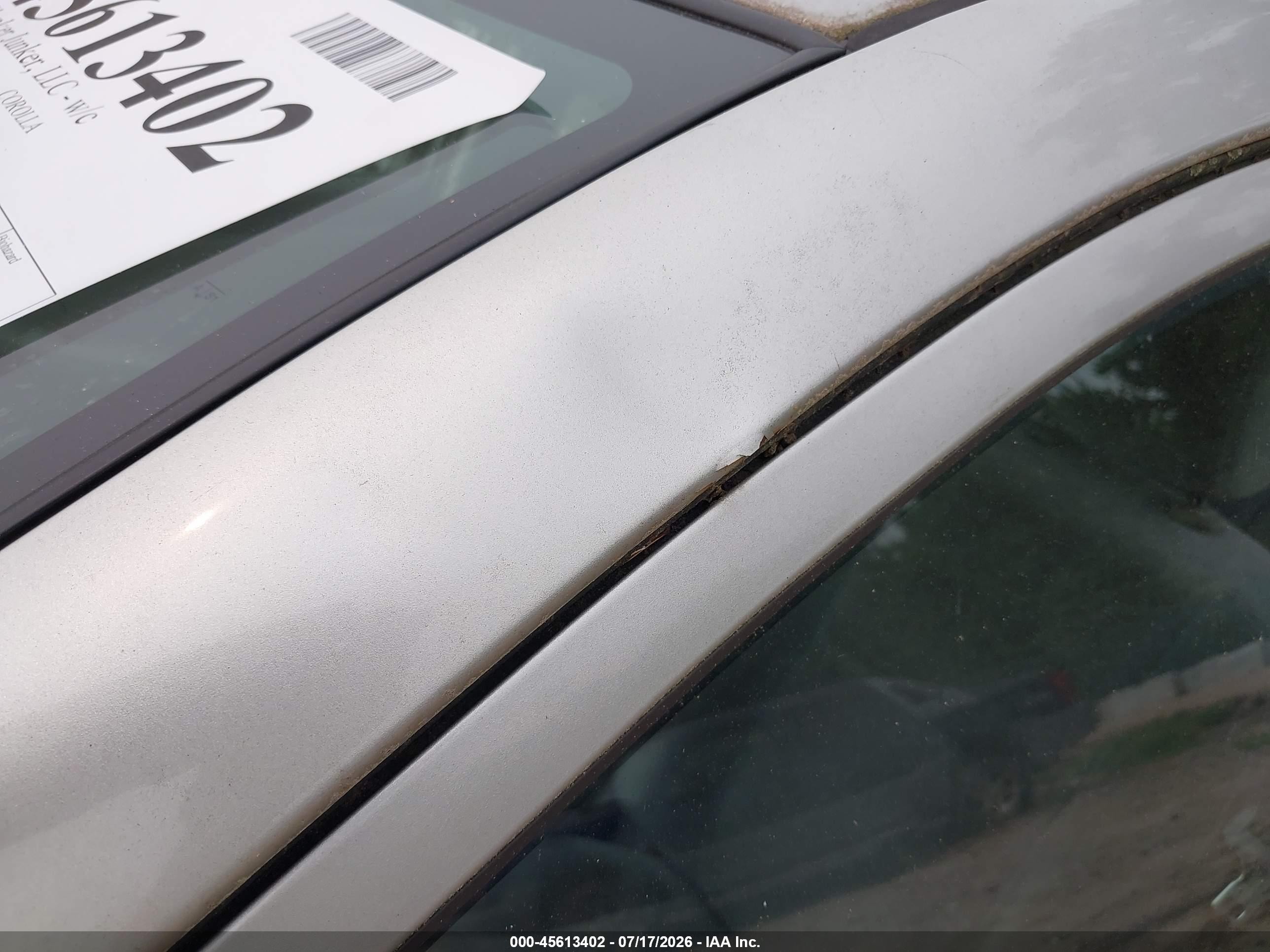 2003 Toyota Corolla Ce Silver vin: JTDBR32E330033734
