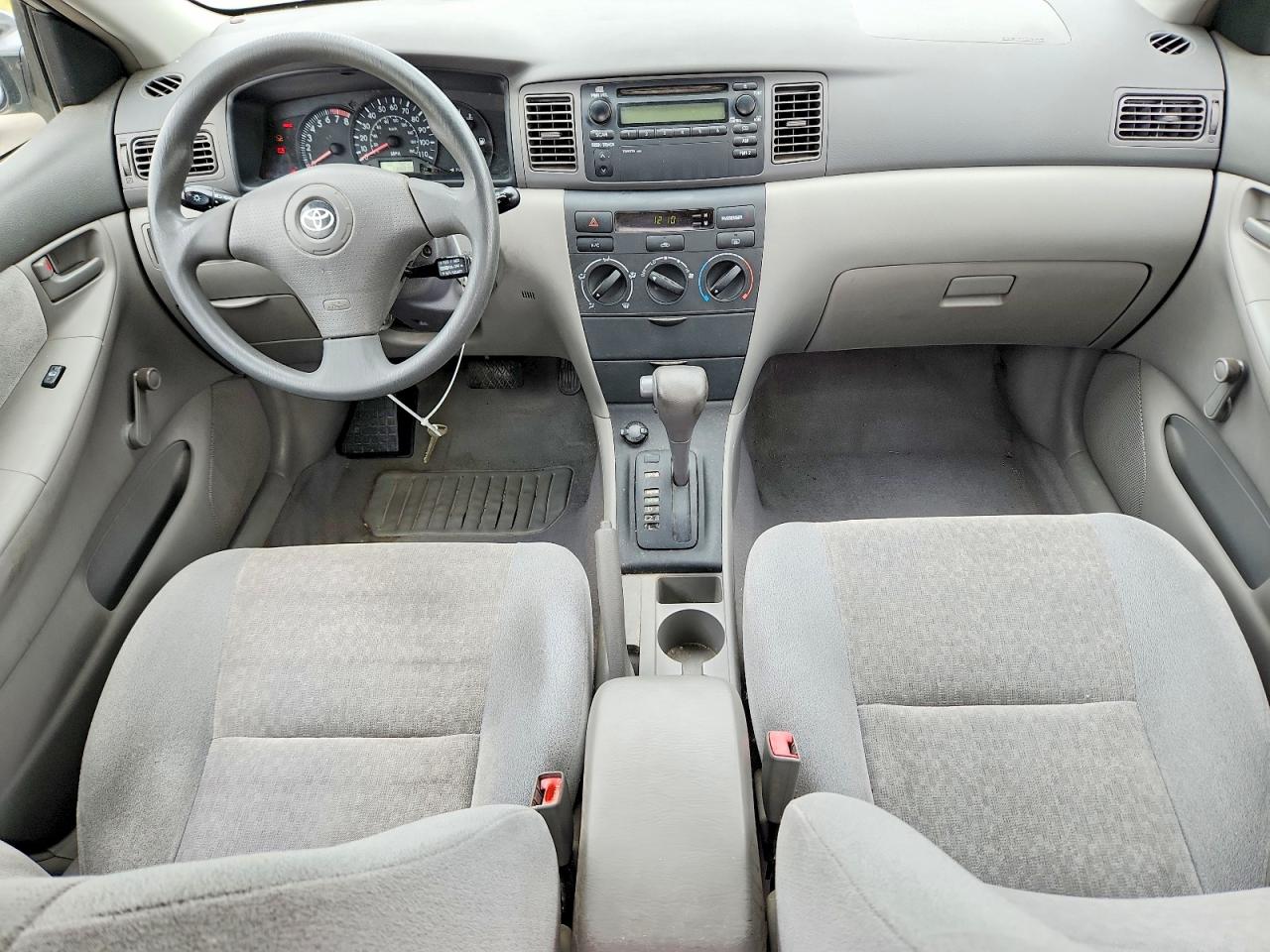 2003 Toyota Corolla Ce Серебряный vin: JTDBR32E330048542