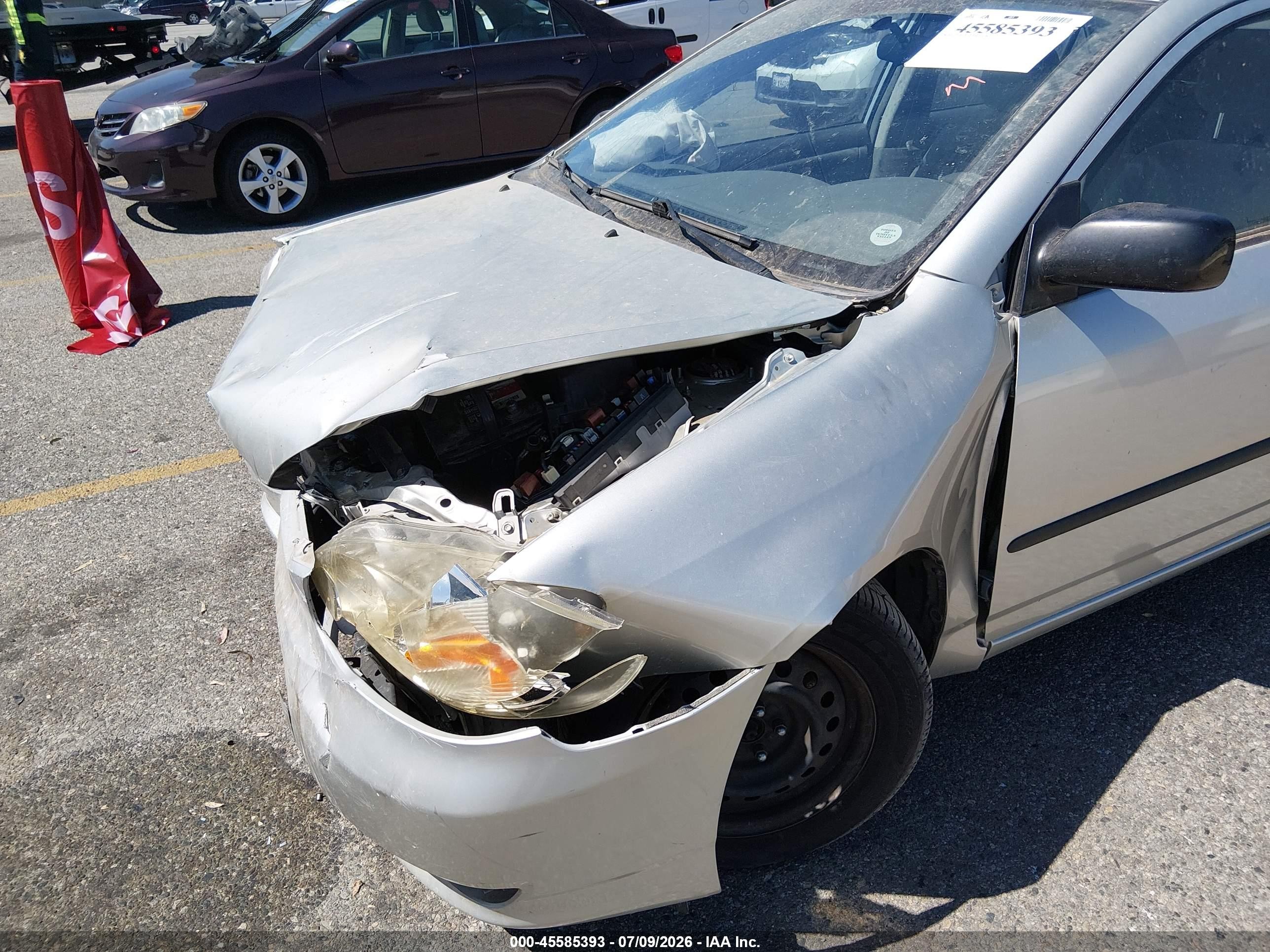 2003 Toyota Corolla Ce Silver vin: JTDBR32E332004559