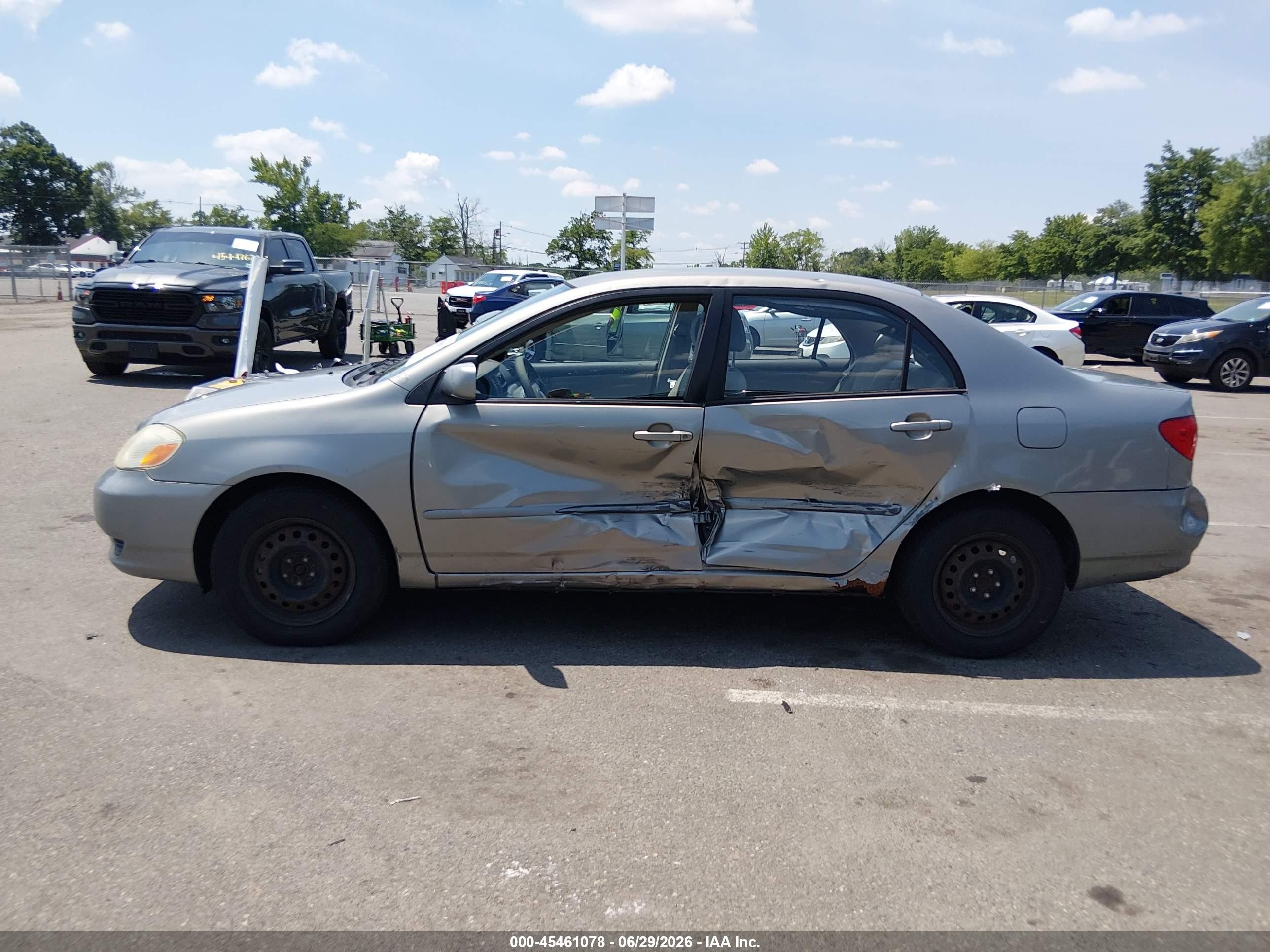 2003 Toyota Corolla Le Gray vin: JTDBR32E332009647