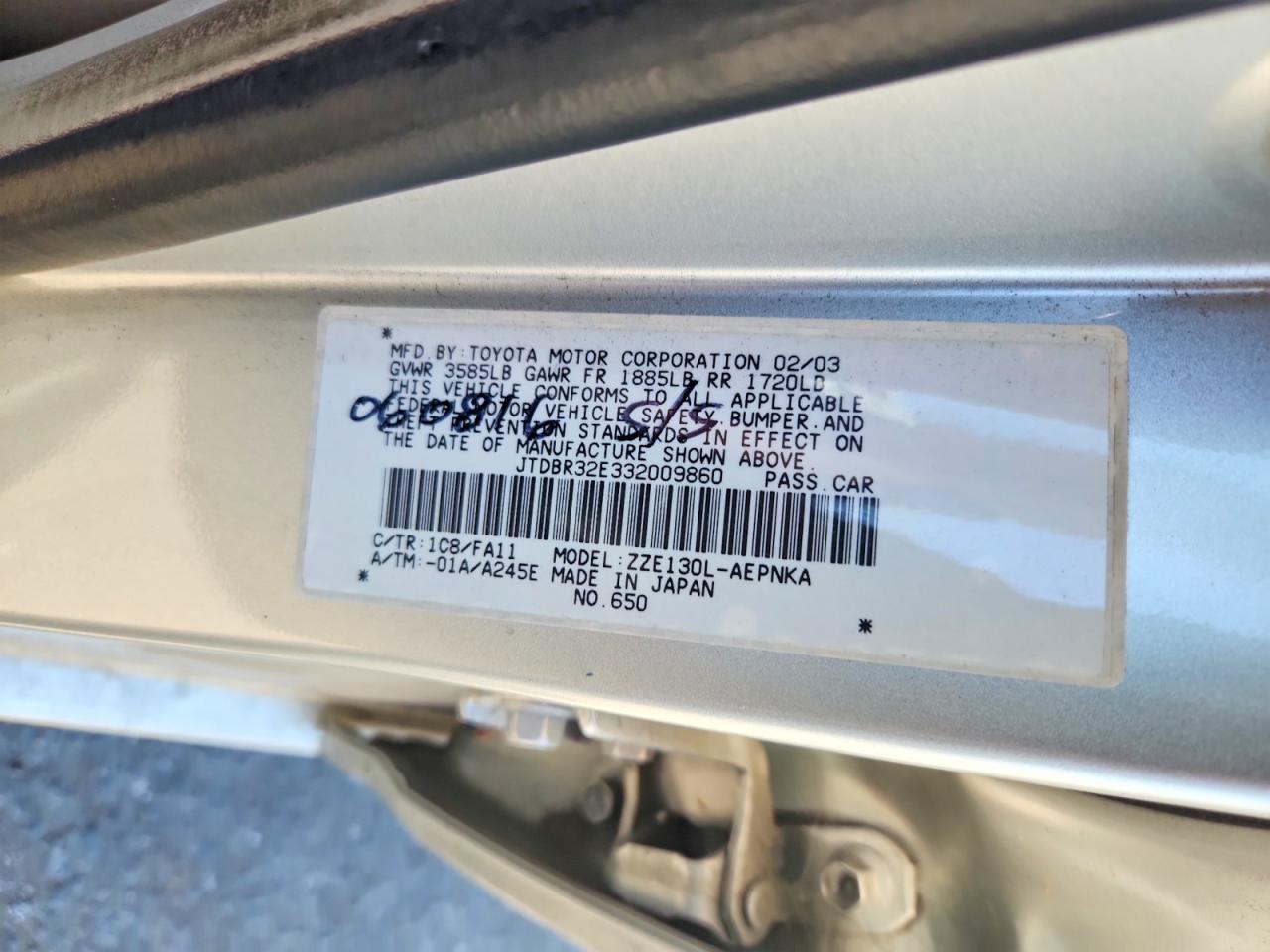 2003 Toyota Corolla Le Серебряный vin: JTDBR32E332009860
