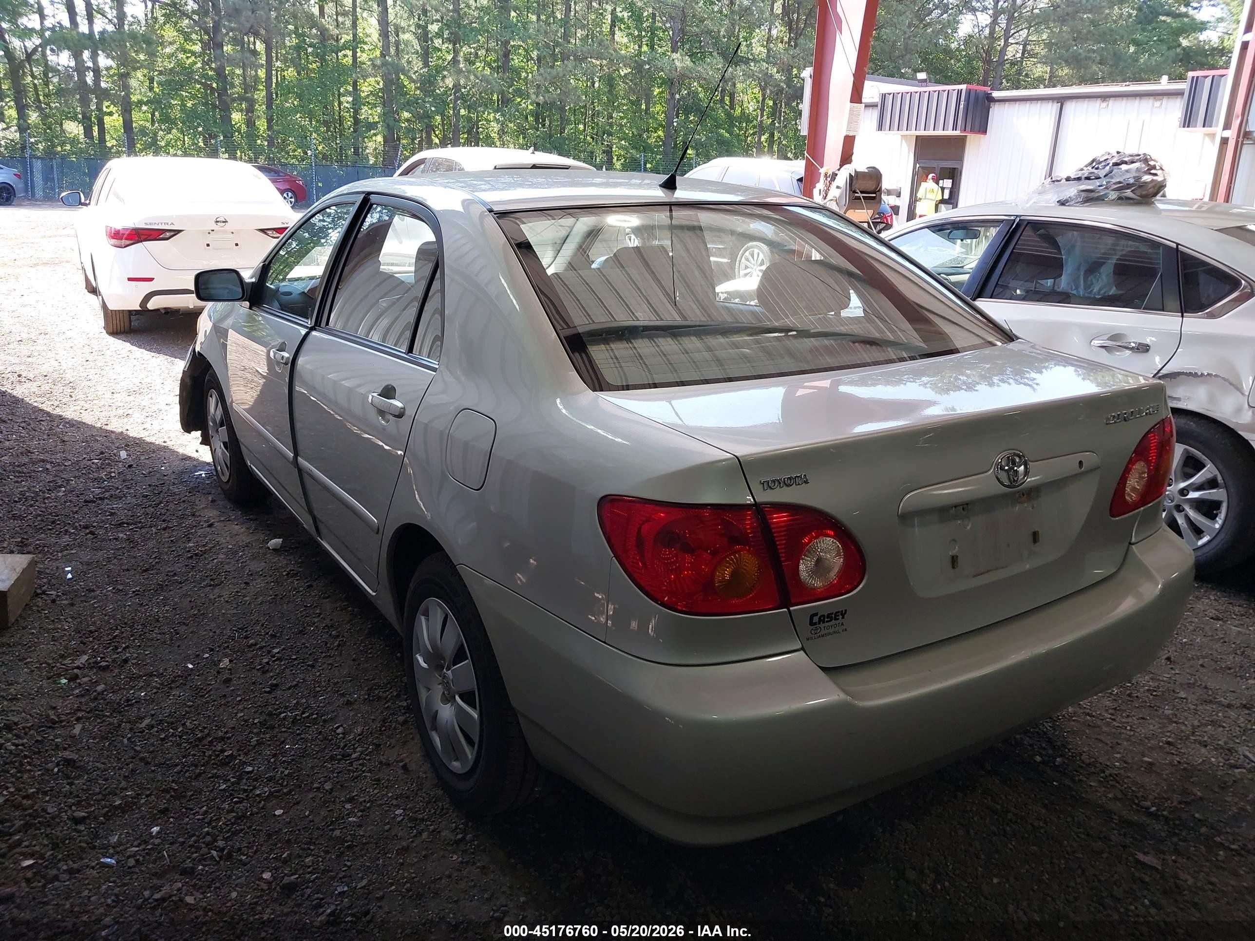 2004 Toyota Corolla Le Gray vin: JTDBR32E342035389