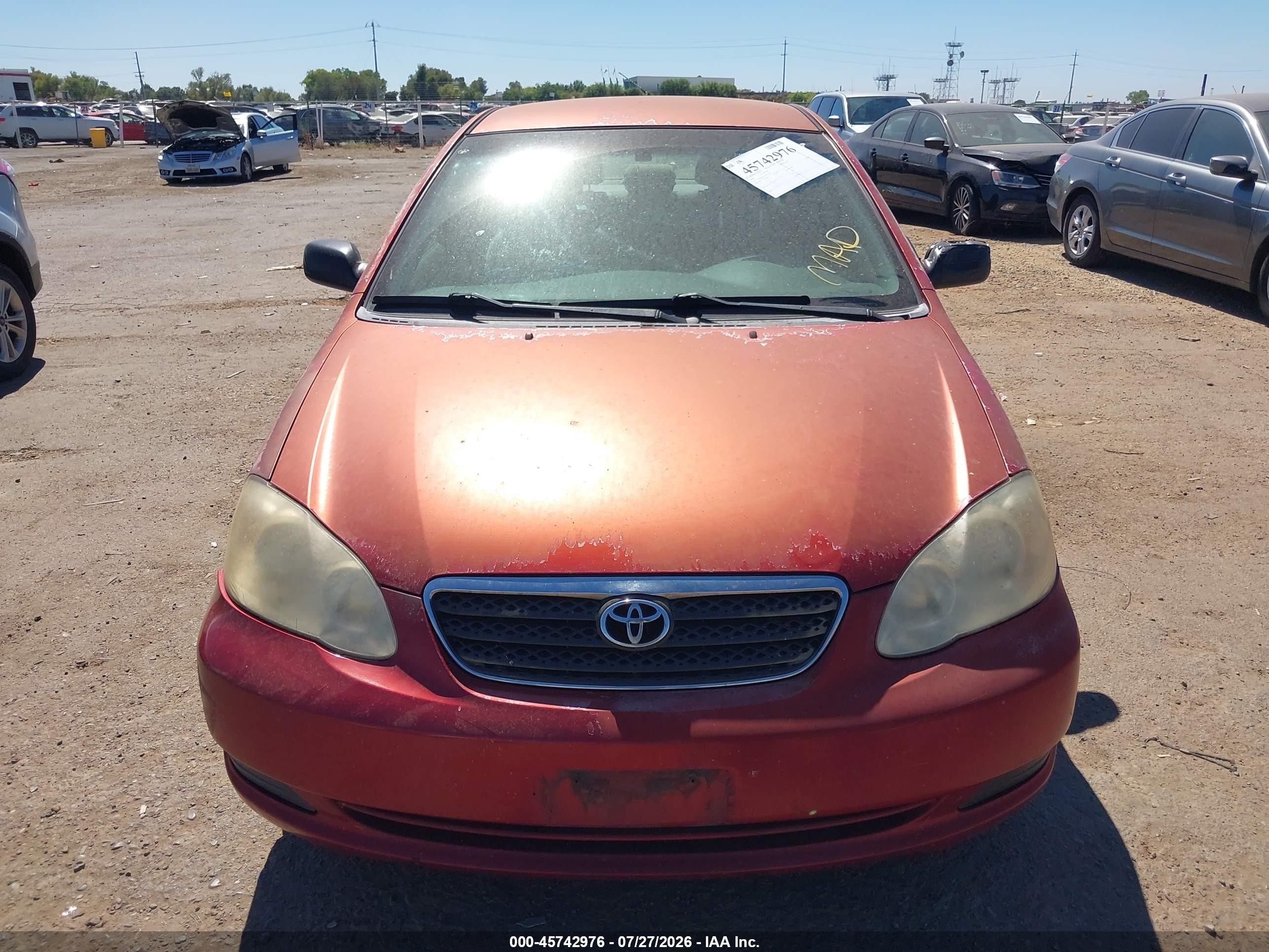 2005 Toyota Corolla Ce Red vin: JTDBR32E350053498
