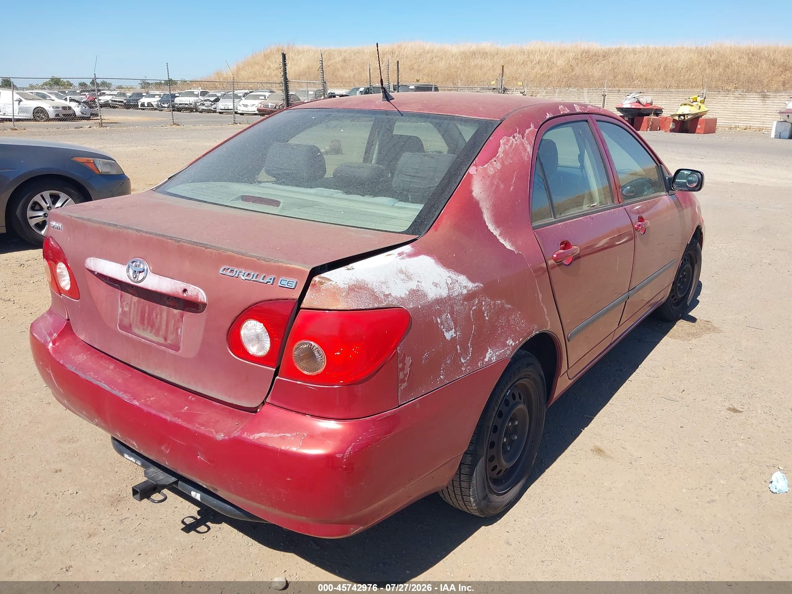 2005 Toyota Corolla Ce Red vin: JTDBR32E350053498
