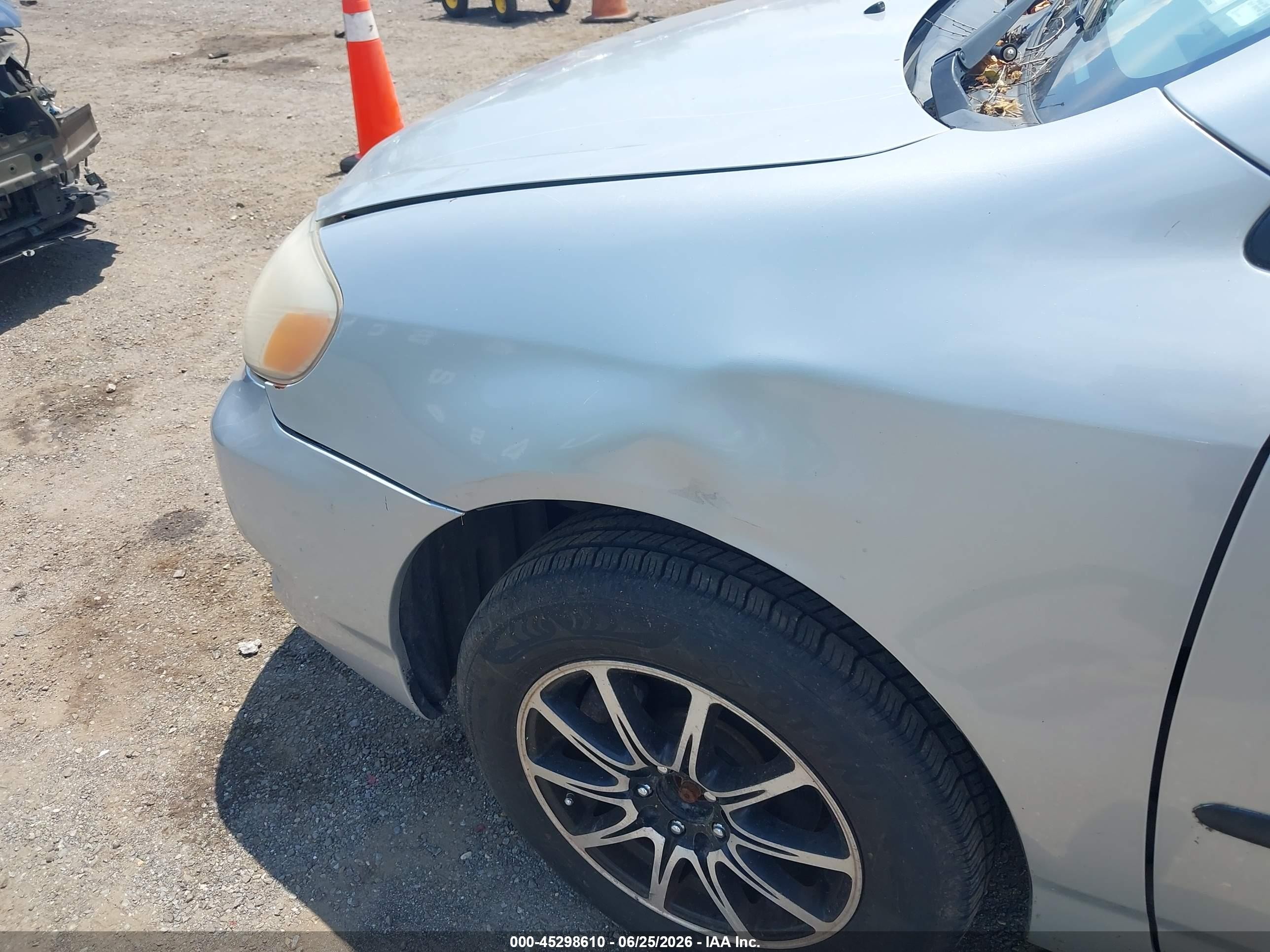 2005 Toyota Corolla Ce Серый vin: JTDBR32E352057345