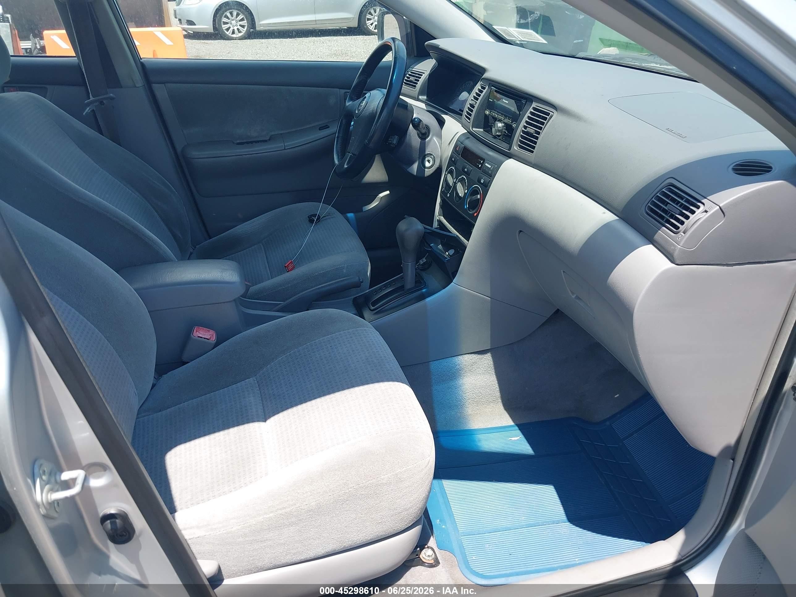 2005 Toyota Corolla Ce Серый vin: JTDBR32E352057345