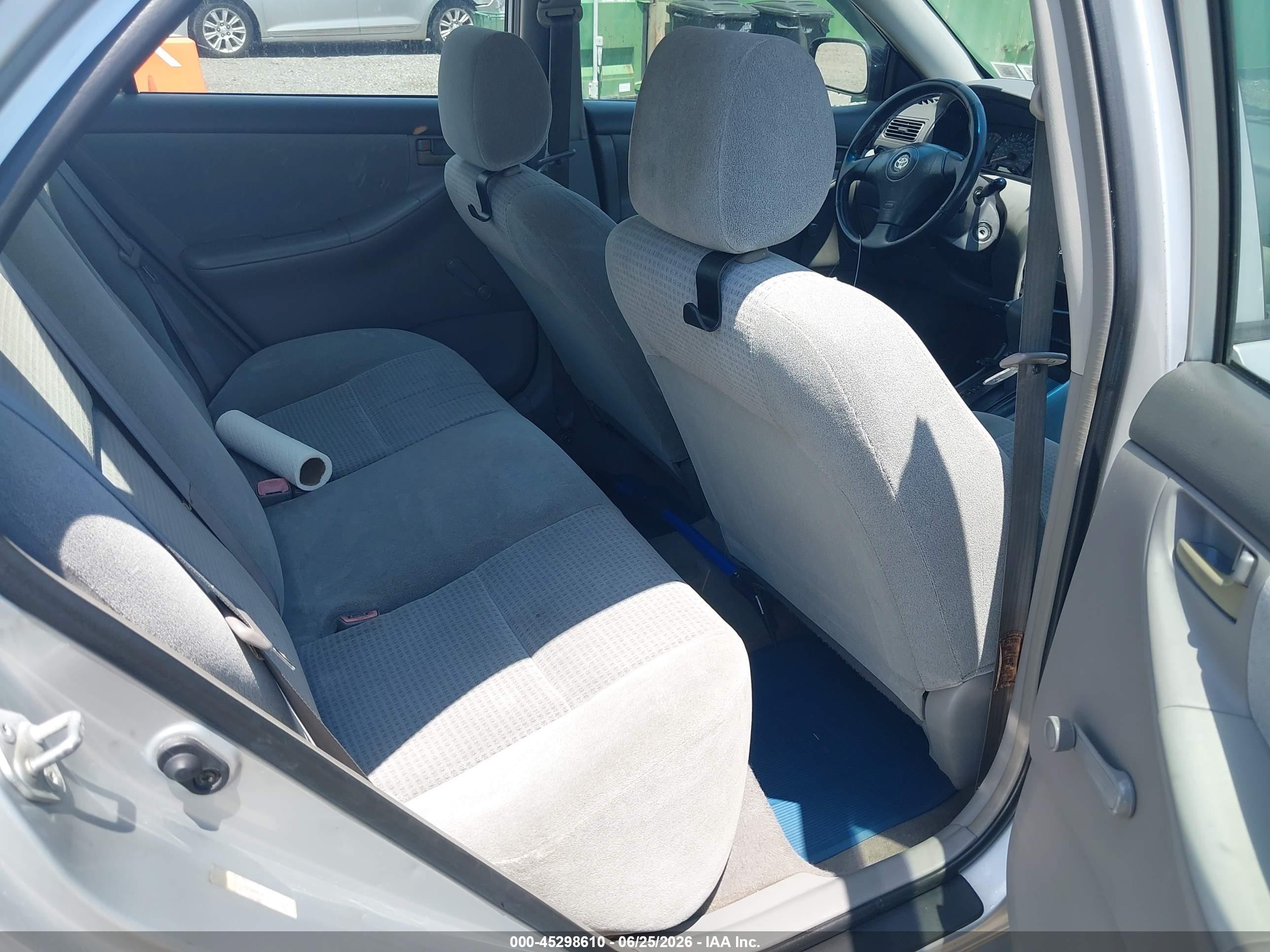 2005 Toyota Corolla Ce Серый vin: JTDBR32E352057345