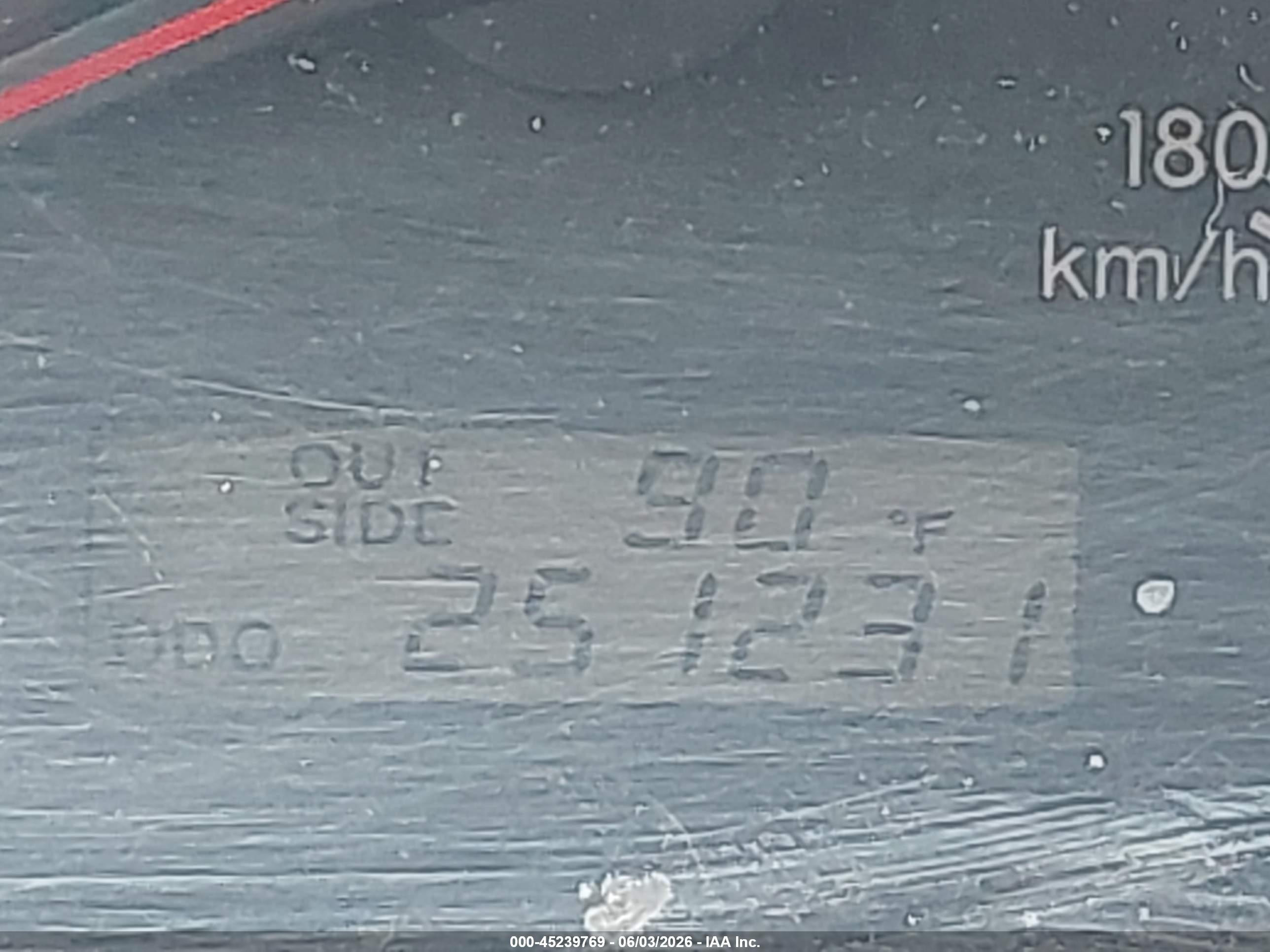 2005 Toyota Corolla Le Серебряный vin: JTDBR32E352061783